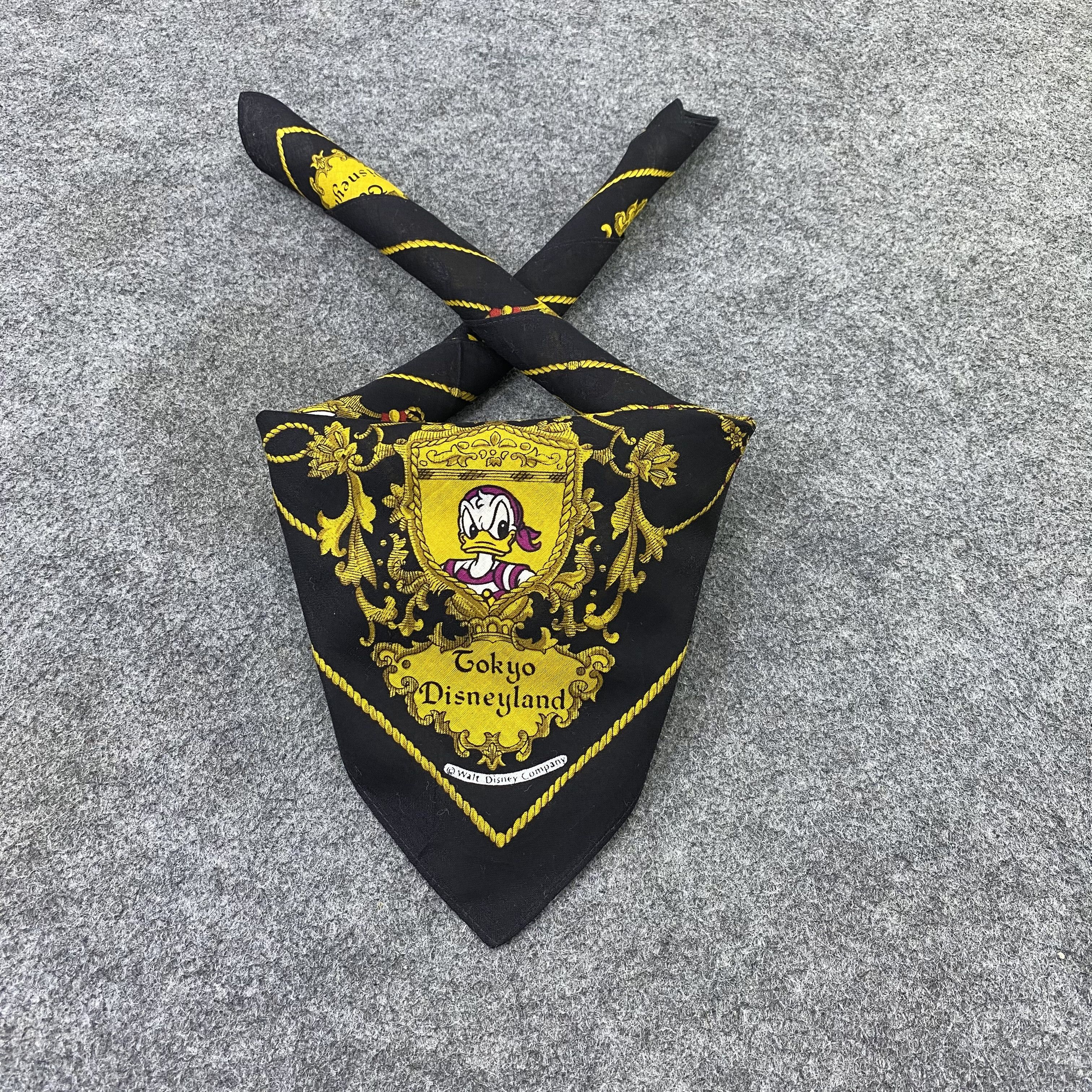 Anime Tokyo Disneyland Handkerchief Cartoon Mickey mouse-B1414 Size ONE SIZE - 4 Thumbnail