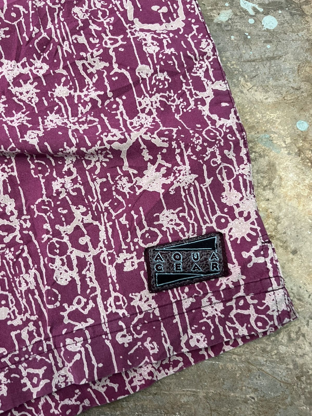 Nike Vintage Nike 90s Aqua Gear Pattern Shorts Size US 29 - 4 Thumbnail