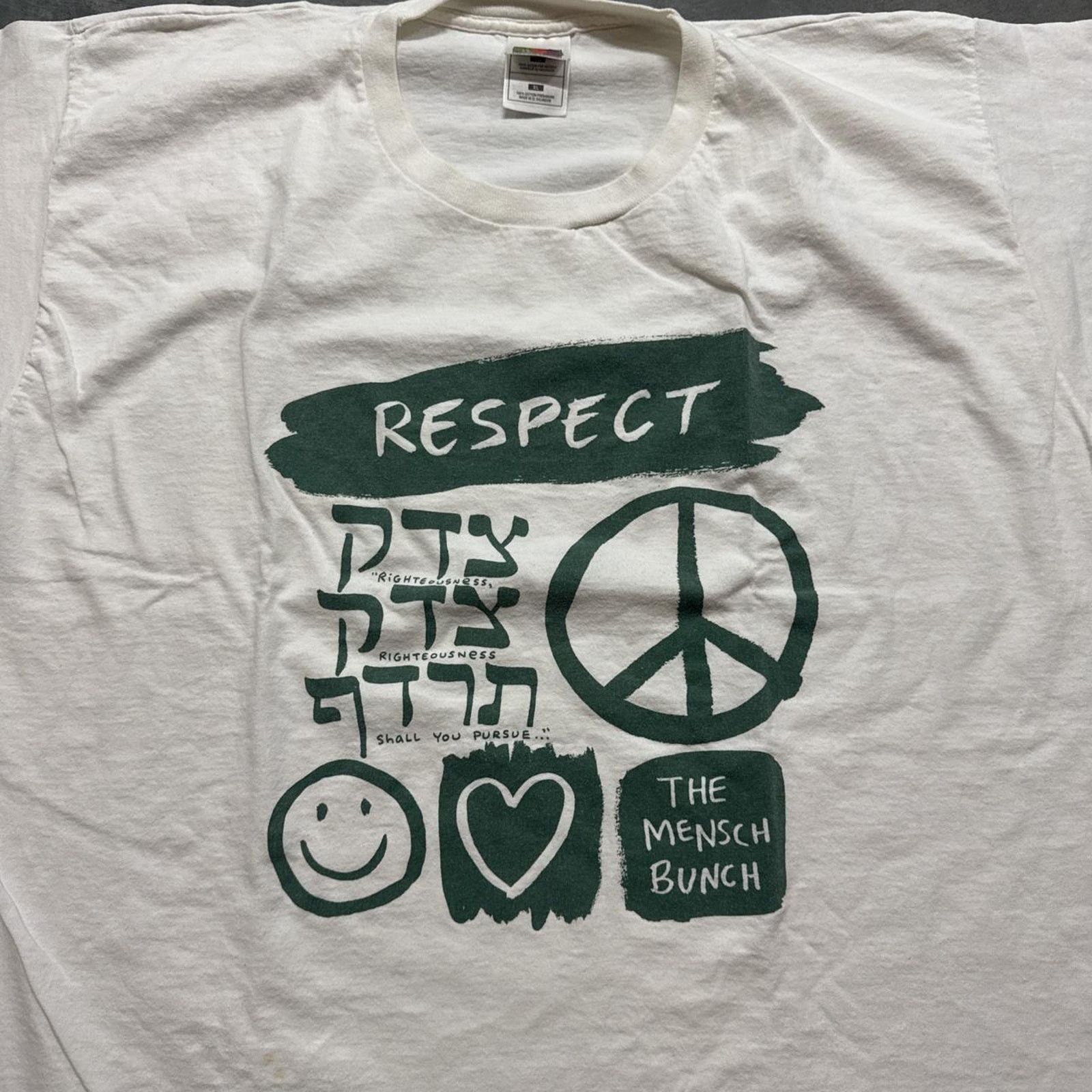 Vintage Vintage 90s Columbine Memorial Need Kindness Graphic T-Shirt Size US XL / EU 56 / 4 - 2 Thumbnail