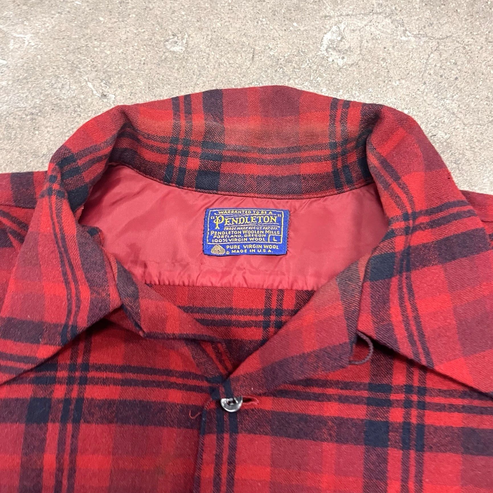 Pendleton VINTAGE Pendleton Board Shirt Red Plaid Flannel Wool Mens Large Loop Collar Size US L / EU 52-54 / 3 - 2 Thumbnail
