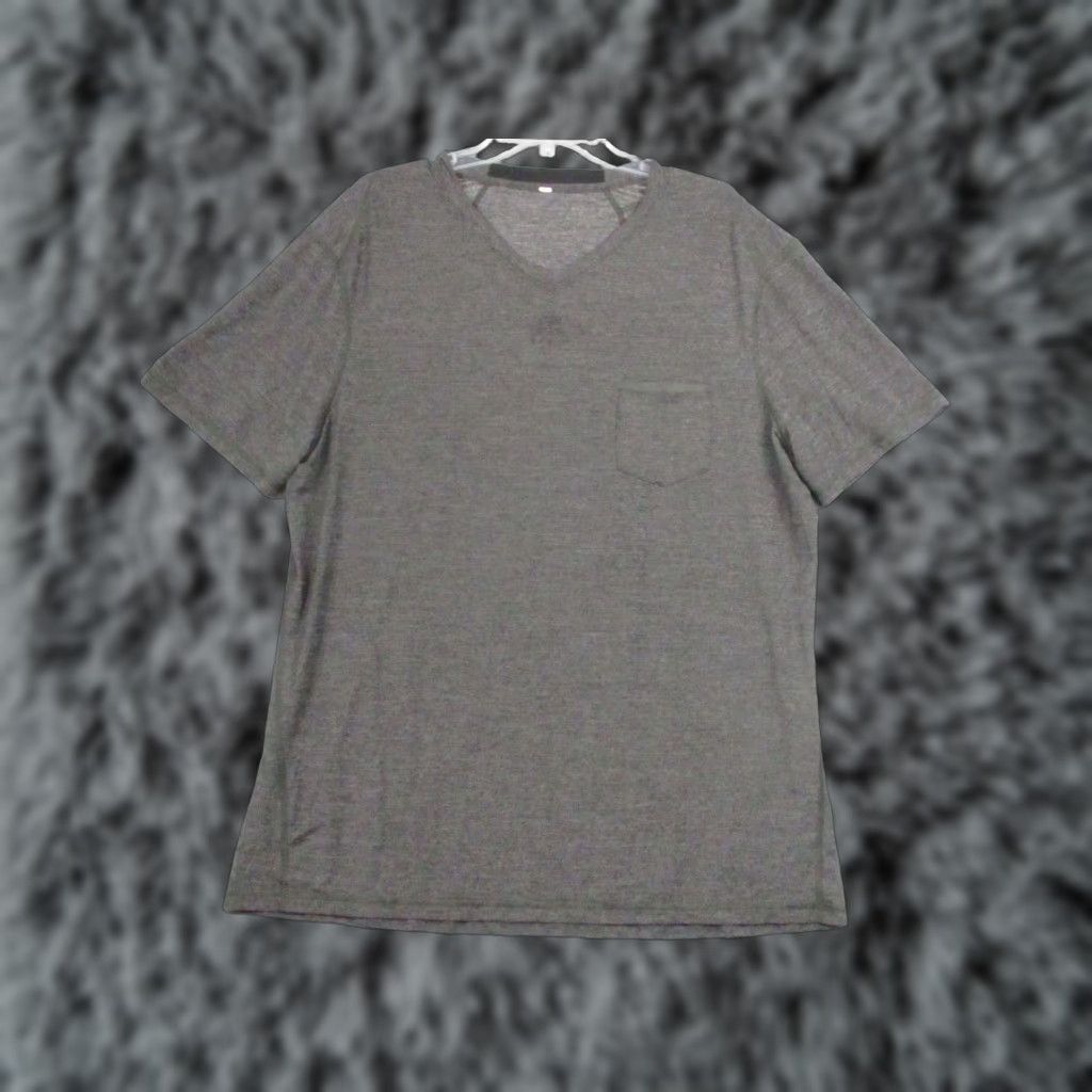 Lululemon Lululemon Shirt Mens XL V-Neck Lightweight Short Sleeve T-Shirt Gray Pocket Reflective Logo Mens Size US XL / EU 56 / 4 - 1 Thumbnail