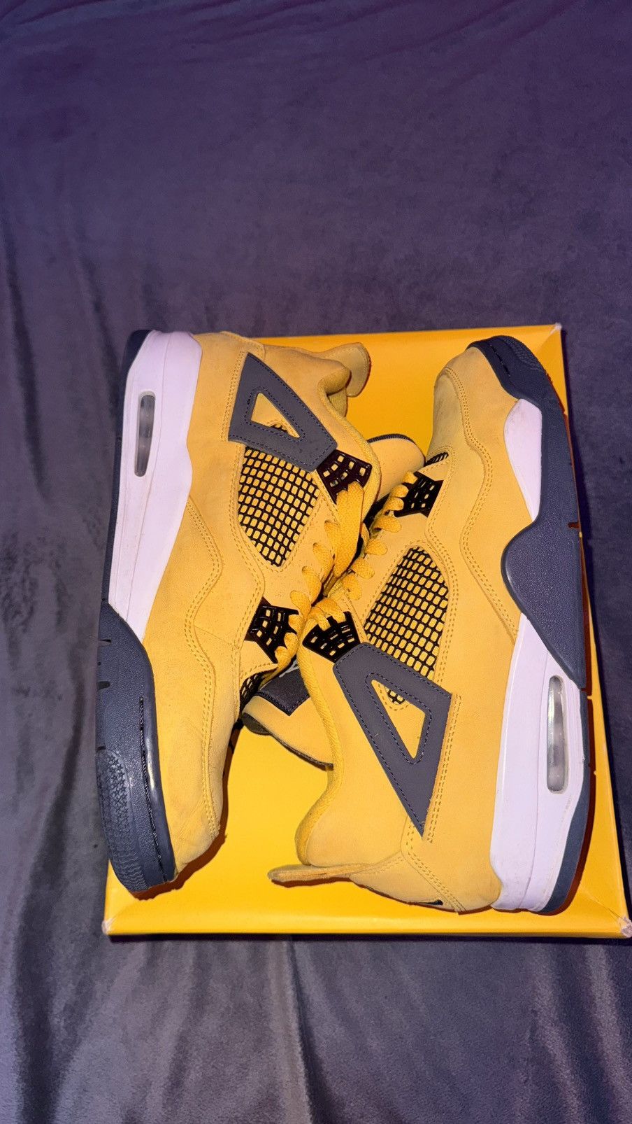 Jordan Brand Jordan 4 Lightnings Size US 12 / EU 45 - 5 Thumbnail