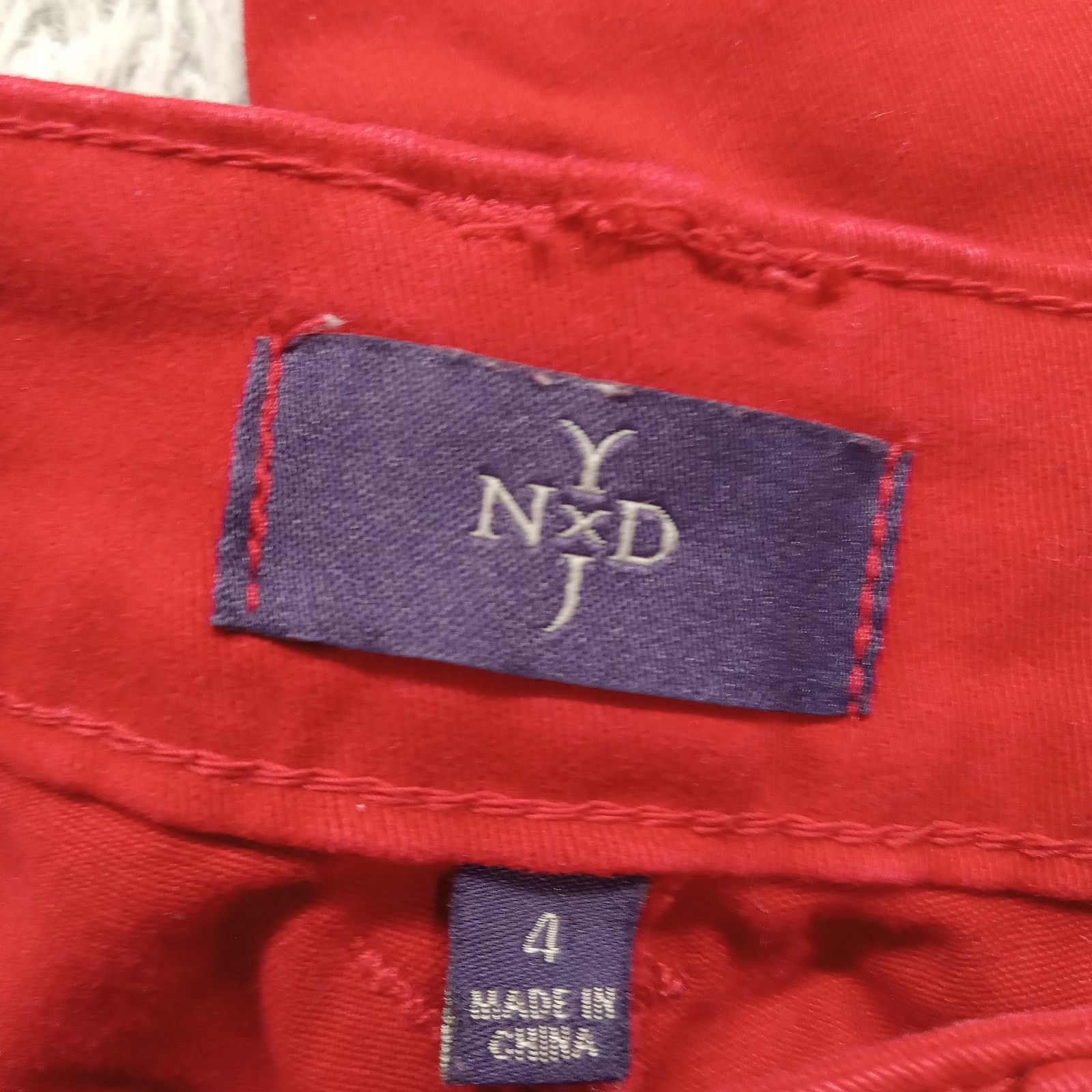 & Other Stories NYDJ Crop Jeans (32 X 23) Women's Lift Tuck Mid Rise Red Size 32" / US 10 / IT 46 - 4 Thumbnail