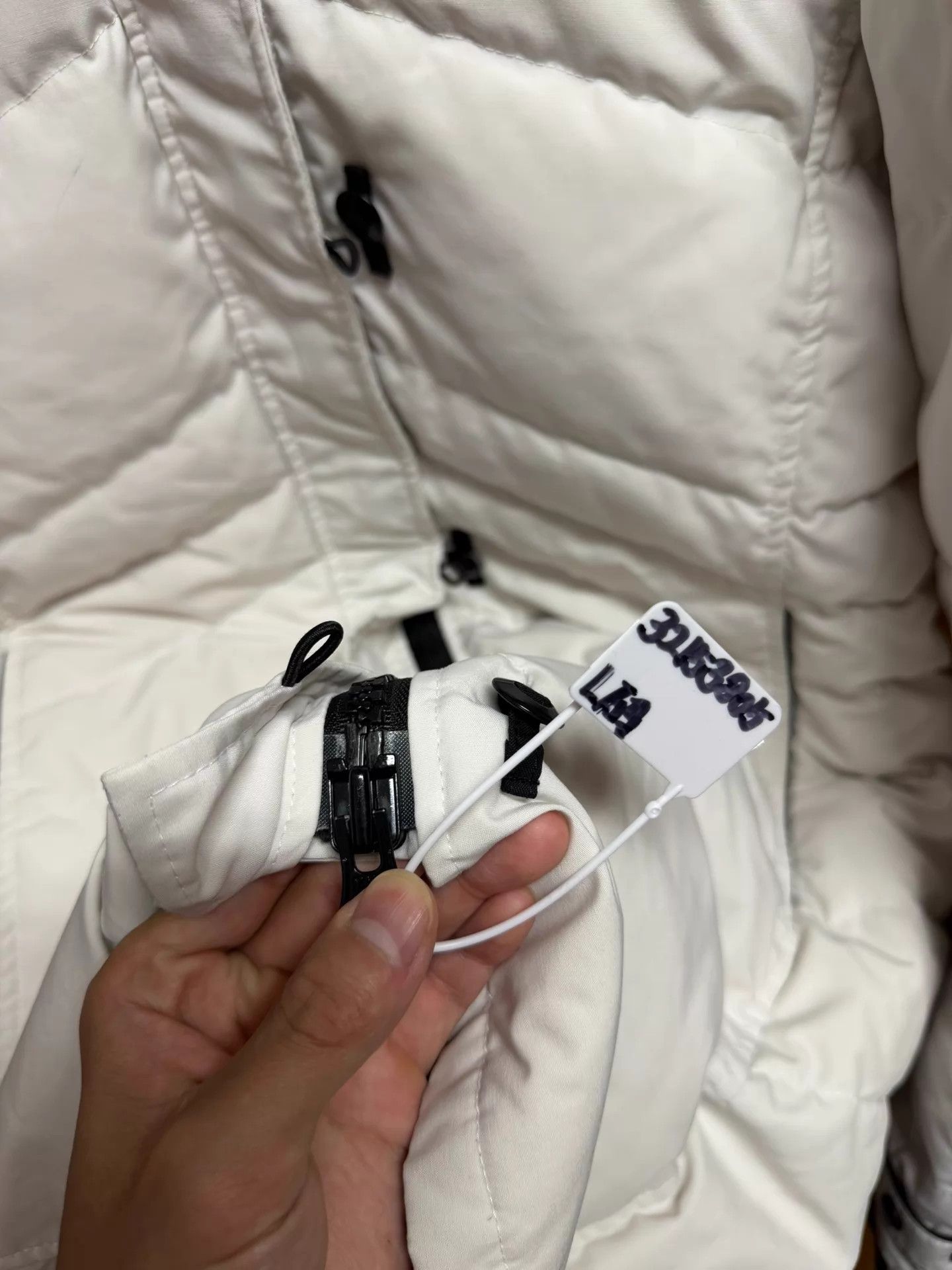 Canada Goose Canada Goose Lorette Women's Silver Mid L Slim Down Jacket Size L / US 10 / IT 46 - 4 Thumbnail