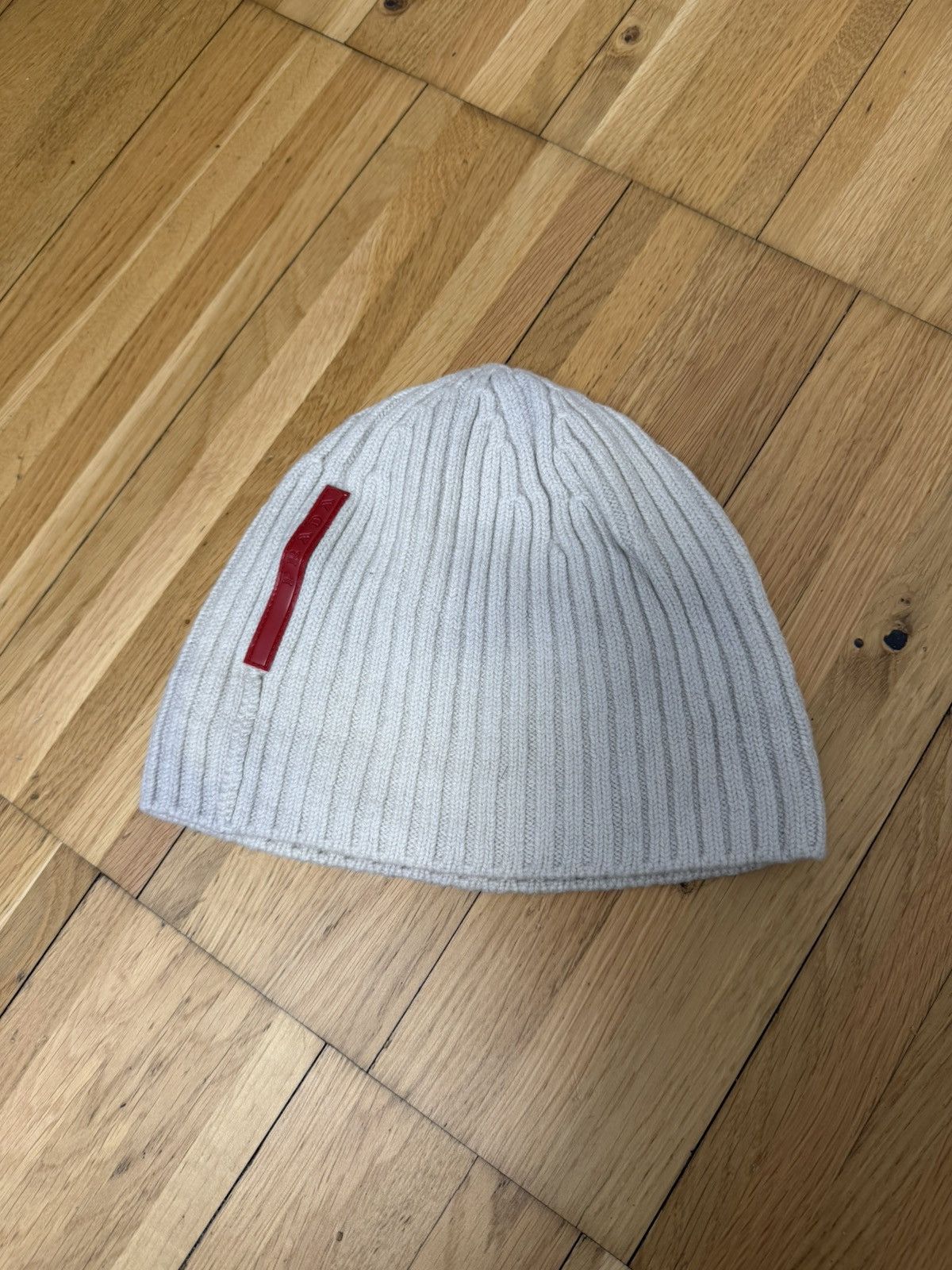 美品 00s PRADA SPORTS WOOL LOGO BEANIE Prada Prada Sport 00s Beanie Wool Hat Red Label Logo | Grailed
