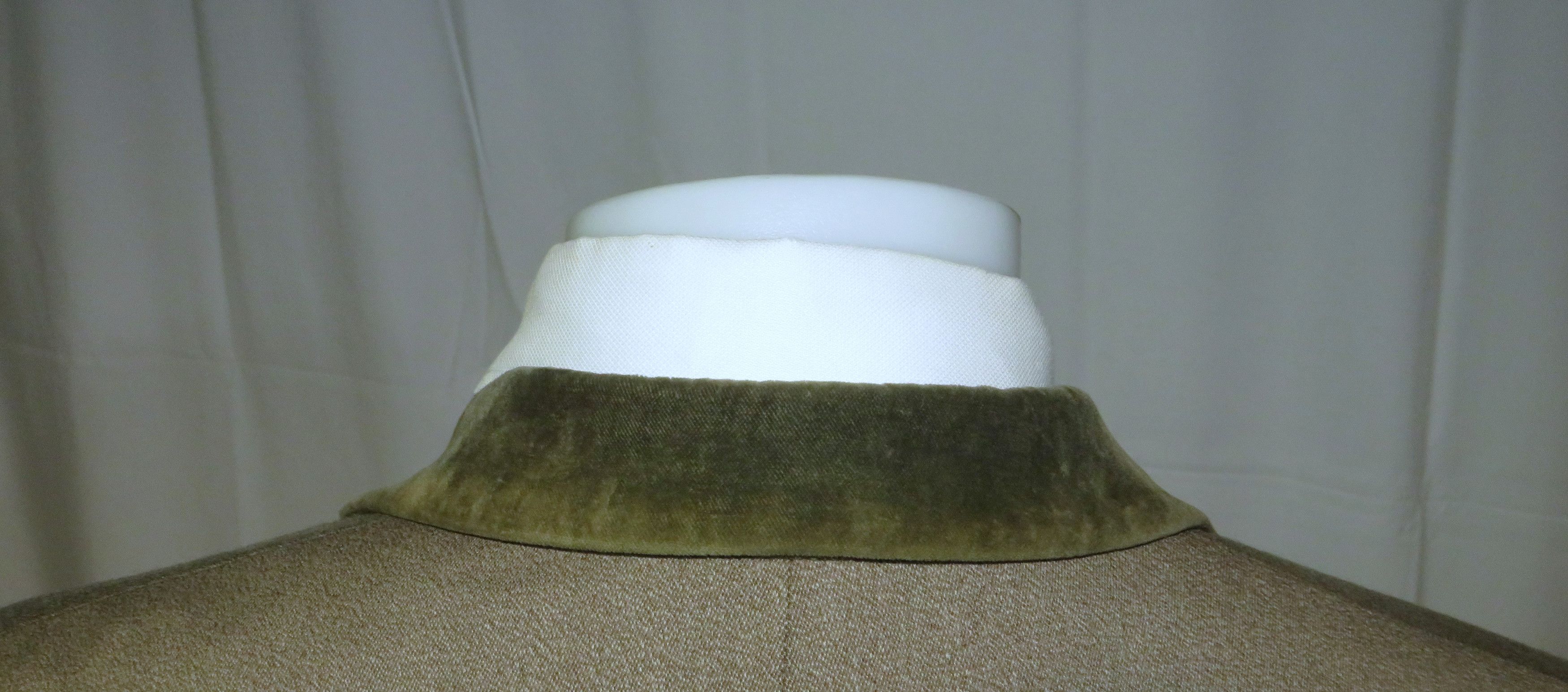 Paul Stuart Taupe Gabardine Velvet Collar Chesterfield 40S Size US M / EU 48-50 / 2 - 11 Thumbnail