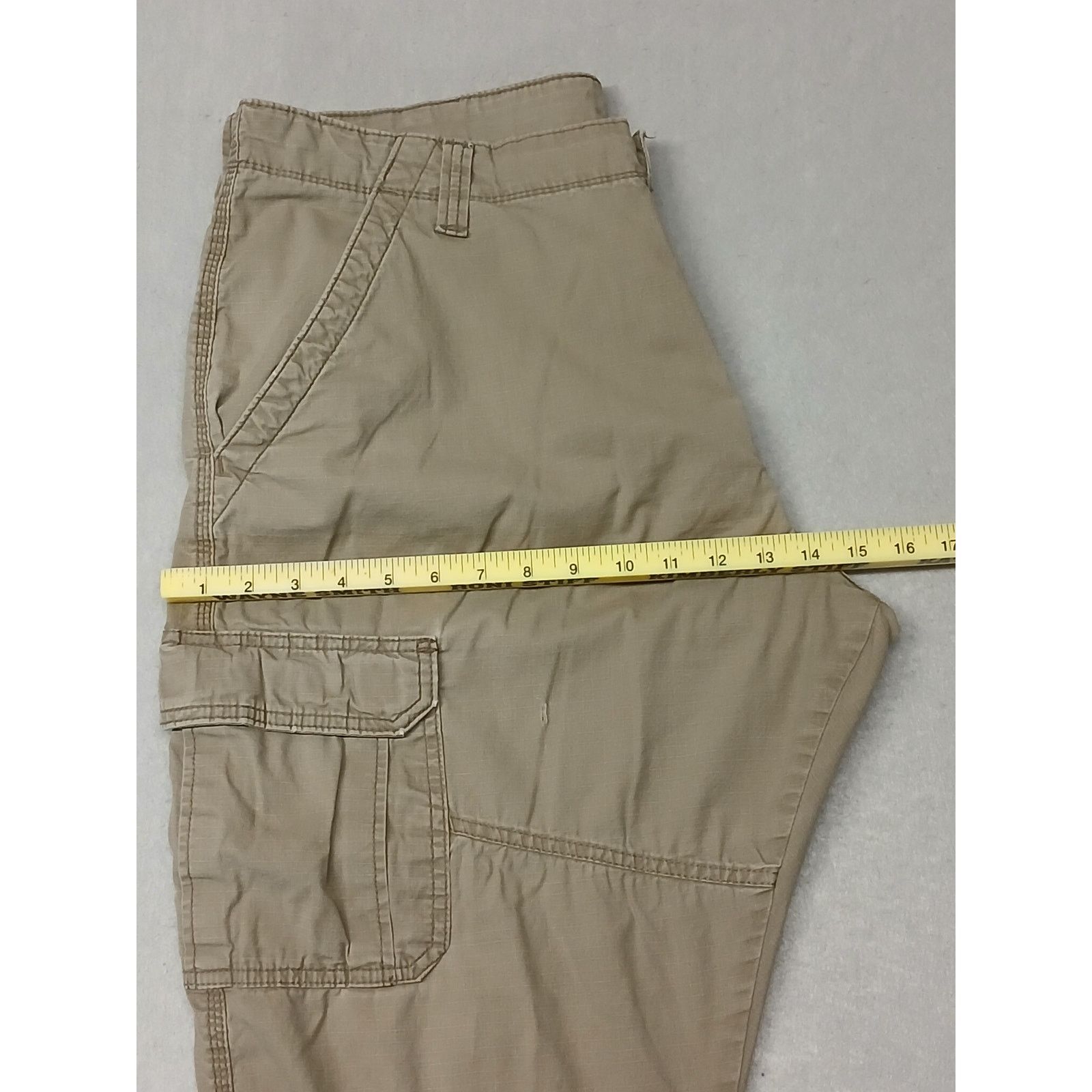 Wrangler Wrangler (36" ) Beige Relaxed Fit Cargo Style Size US 36 / EU 52 - 5 Thumbnail