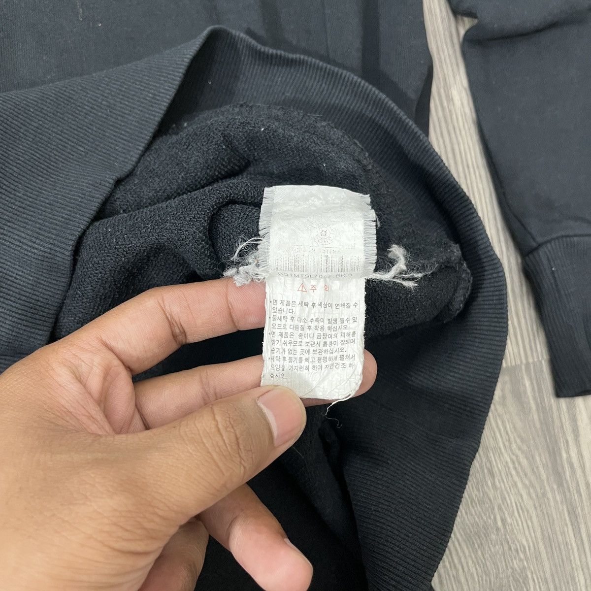 14th Addiction 2000s DOHC - Asymmetrical Button Hoodie Rick Owen Style Size US M / EU 48-50 / 2 - 19 Thumbnail