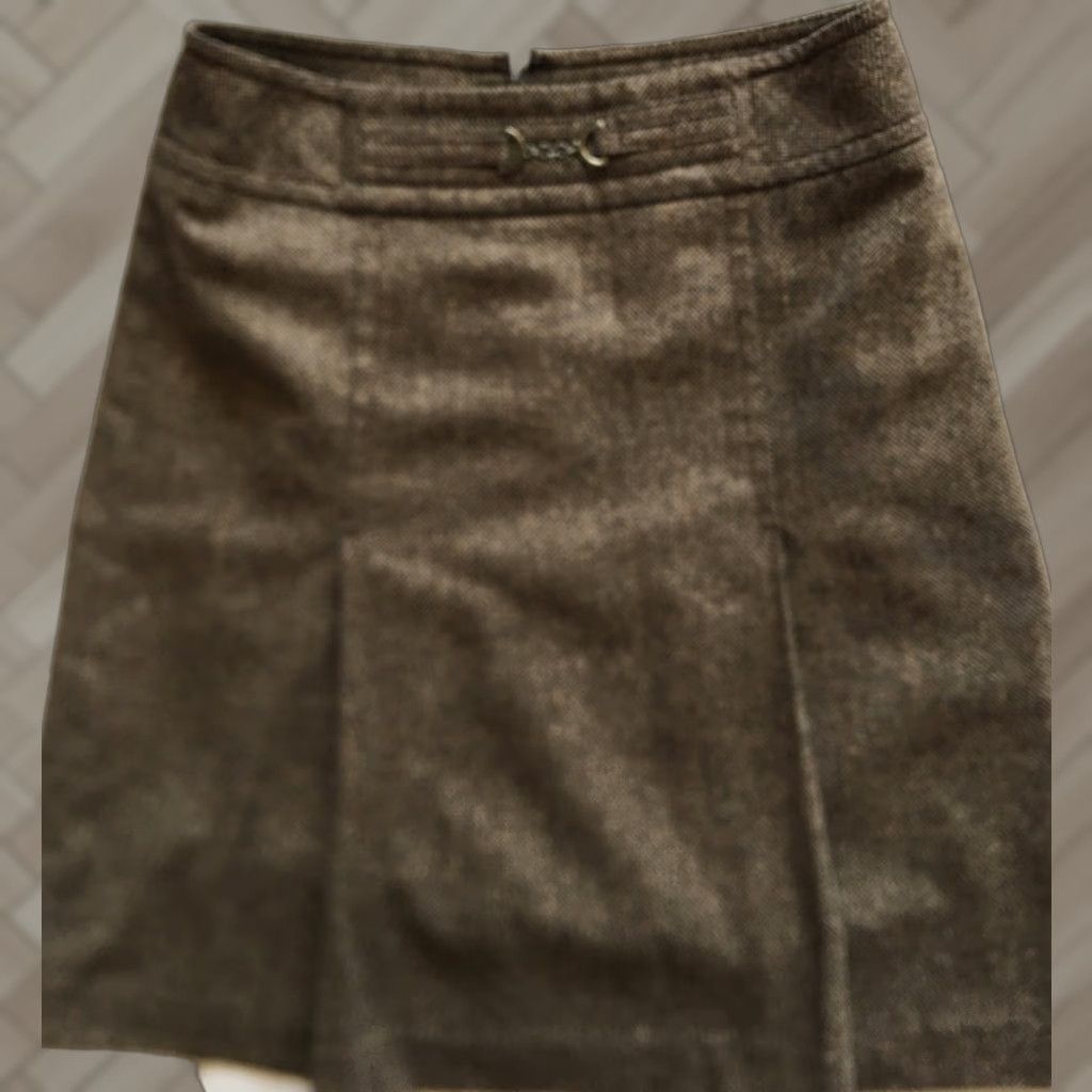 Ann Taylor Ann Taylor Skirt Womens Size 2 Brown Zip Closure Knee Length Slit Straight Pencil Style Dressy Casual Formal Mens? Size 26" / US 2 / IT 38 - 1 Thumbnail