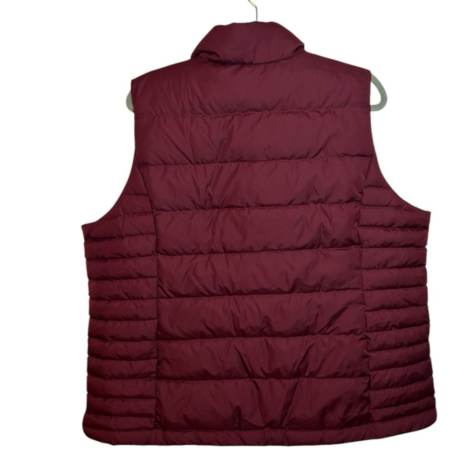 Lands' End Lands’ End Burgundy Down Filled Puffer Vest Size XL / US 12-14 / IT 48-50 - 2 Thumbnail
