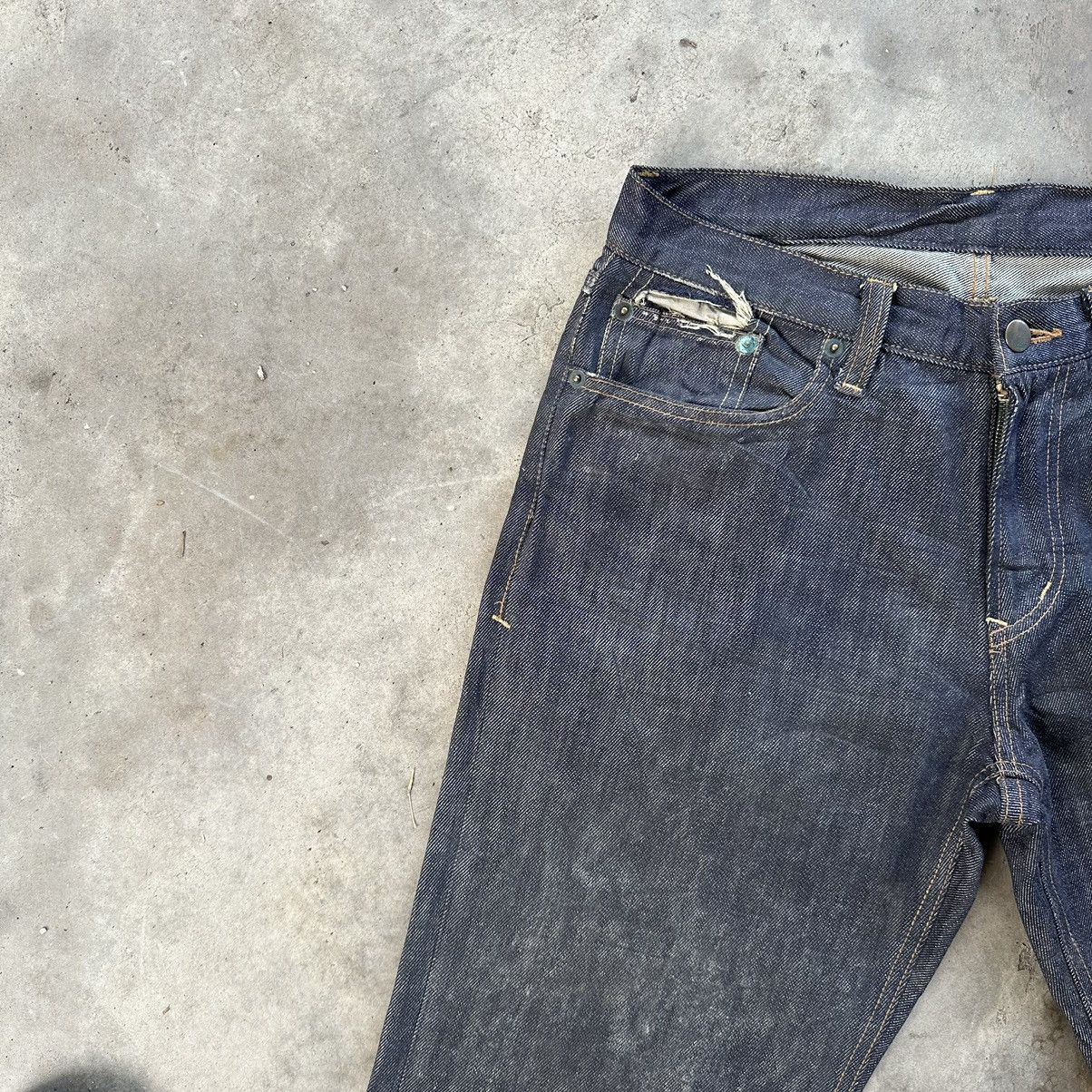 Japanese Brand Vintage Japanese Distressed Jean Faded Denim Pant W30 Size US 30 / EU 46 - 4 Thumbnail