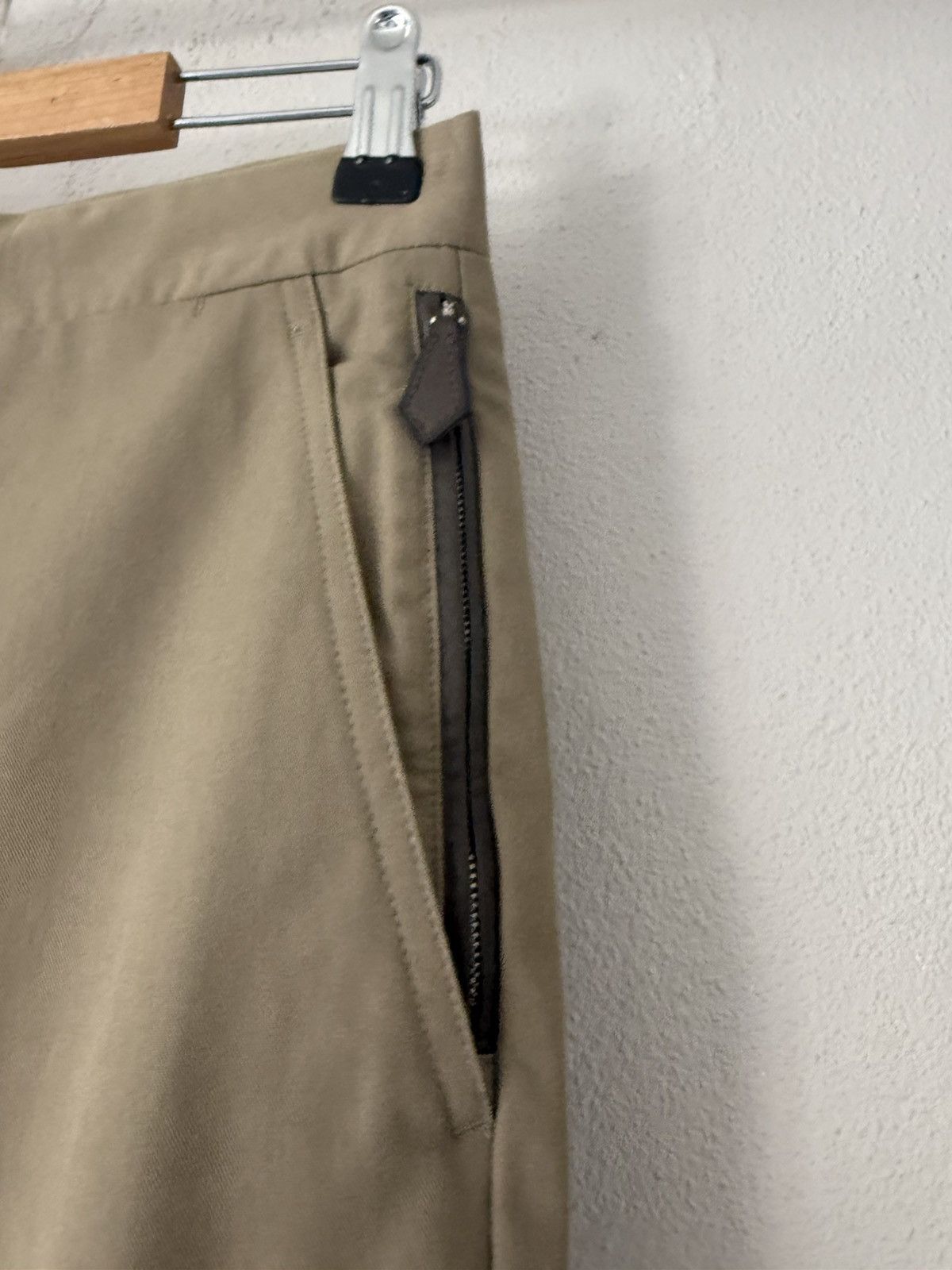 Hermes Hermès Beige Cotton Trousers with Leather Side Zip Detail Size US 33 - 7 Thumbnail