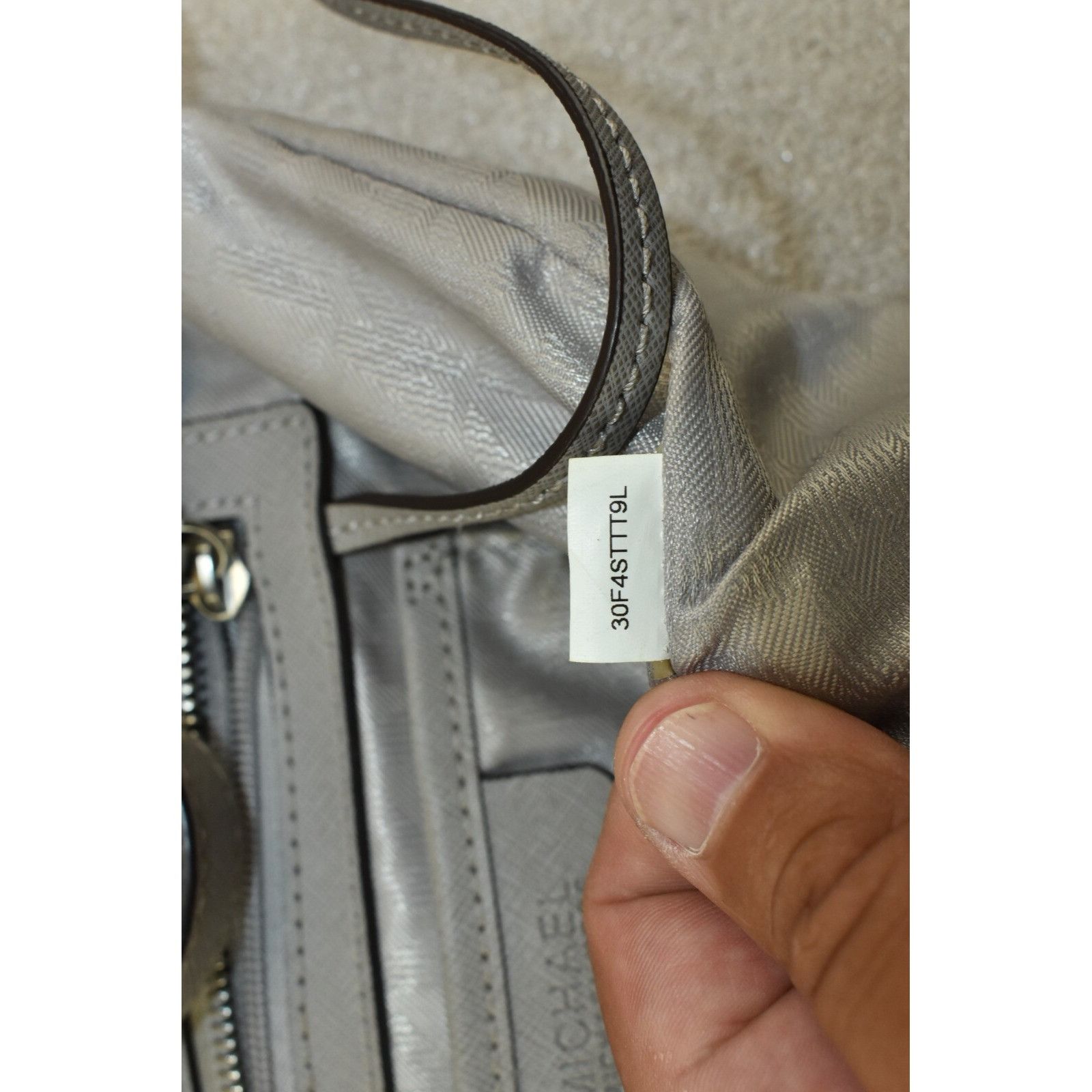 Michael Kors Michael Kors Jet Set Top Zip Tote Saffiano Leather Gray Shou Size ONE SIZE - 14 Thumbnail