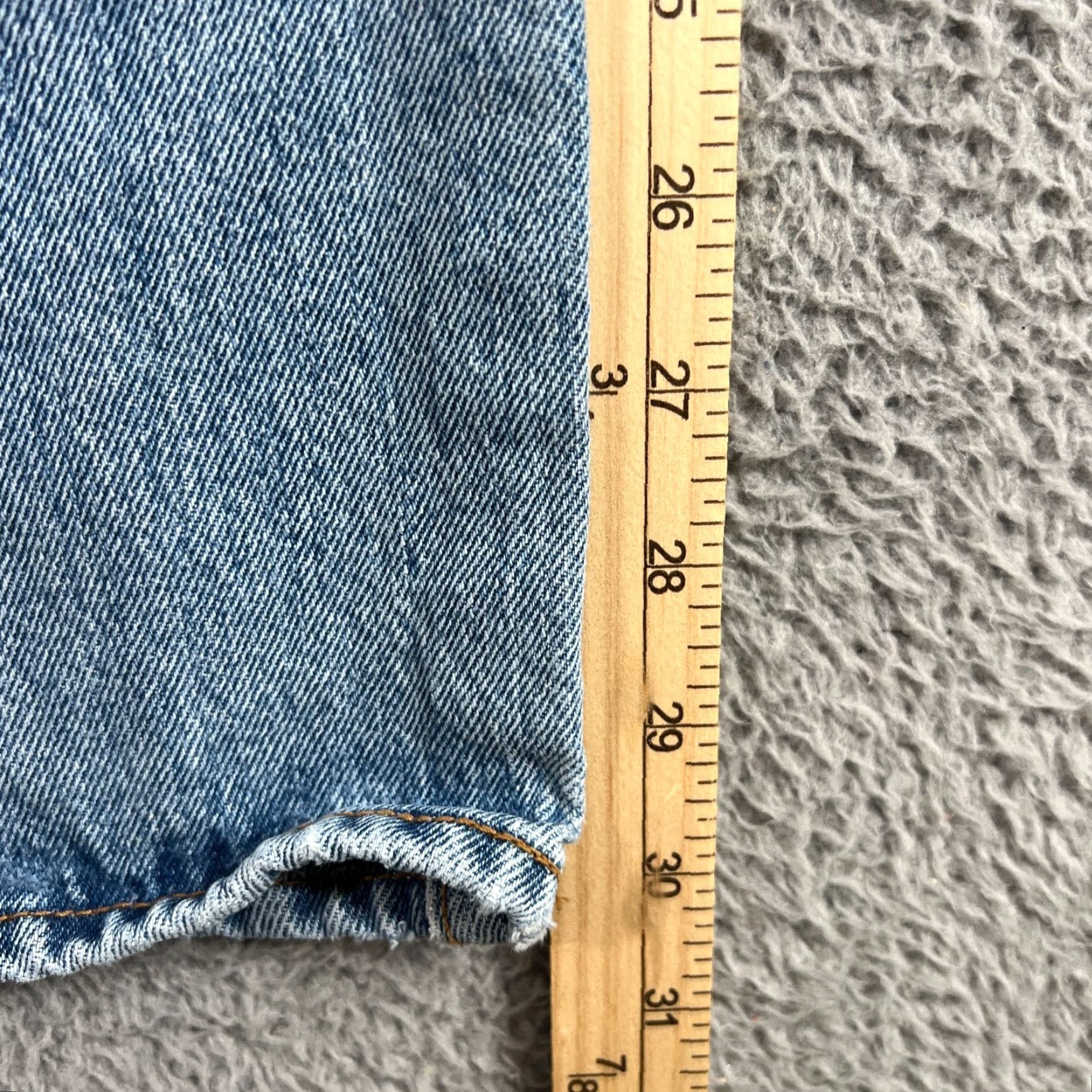 Levi's VINTAGE Levi's 501 Jeans Men's 36x30 Light Wash Denim Straight Leg Distressed Retro Size US 36 / EU 52 - 3 Thumbnail