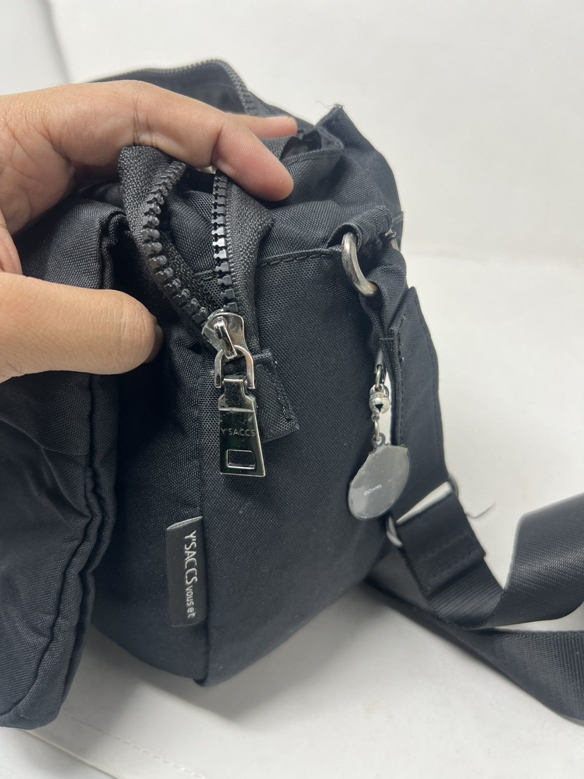 Japanese Brand Y'Saccs Vous et Sling Bag Size ONE SIZE - 14 Thumbnail
