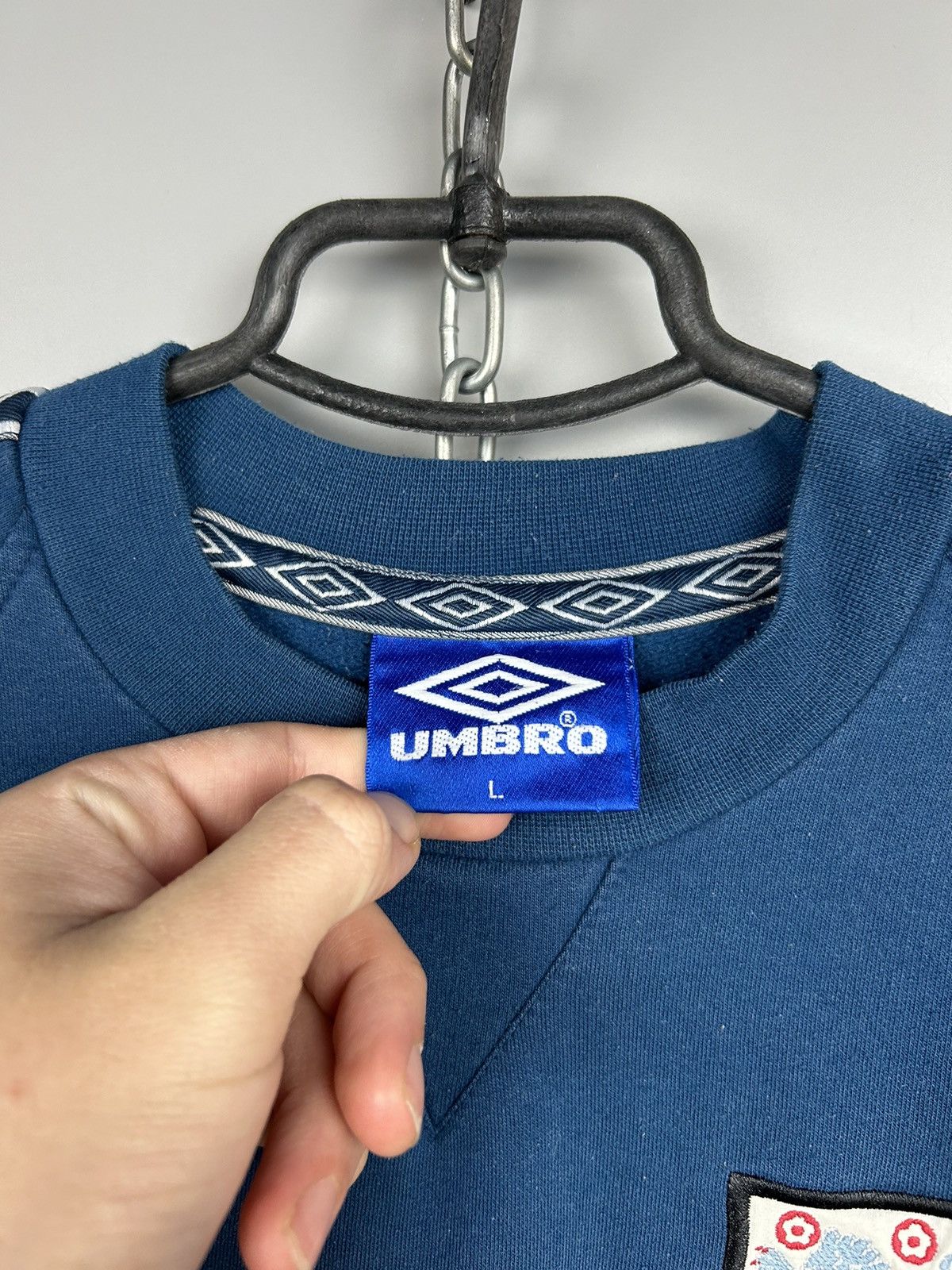 Vintage Vintage 90s England Training Sweatshirt 1998 Size US L / EU 52-54 / 3 - 3 Thumbnail