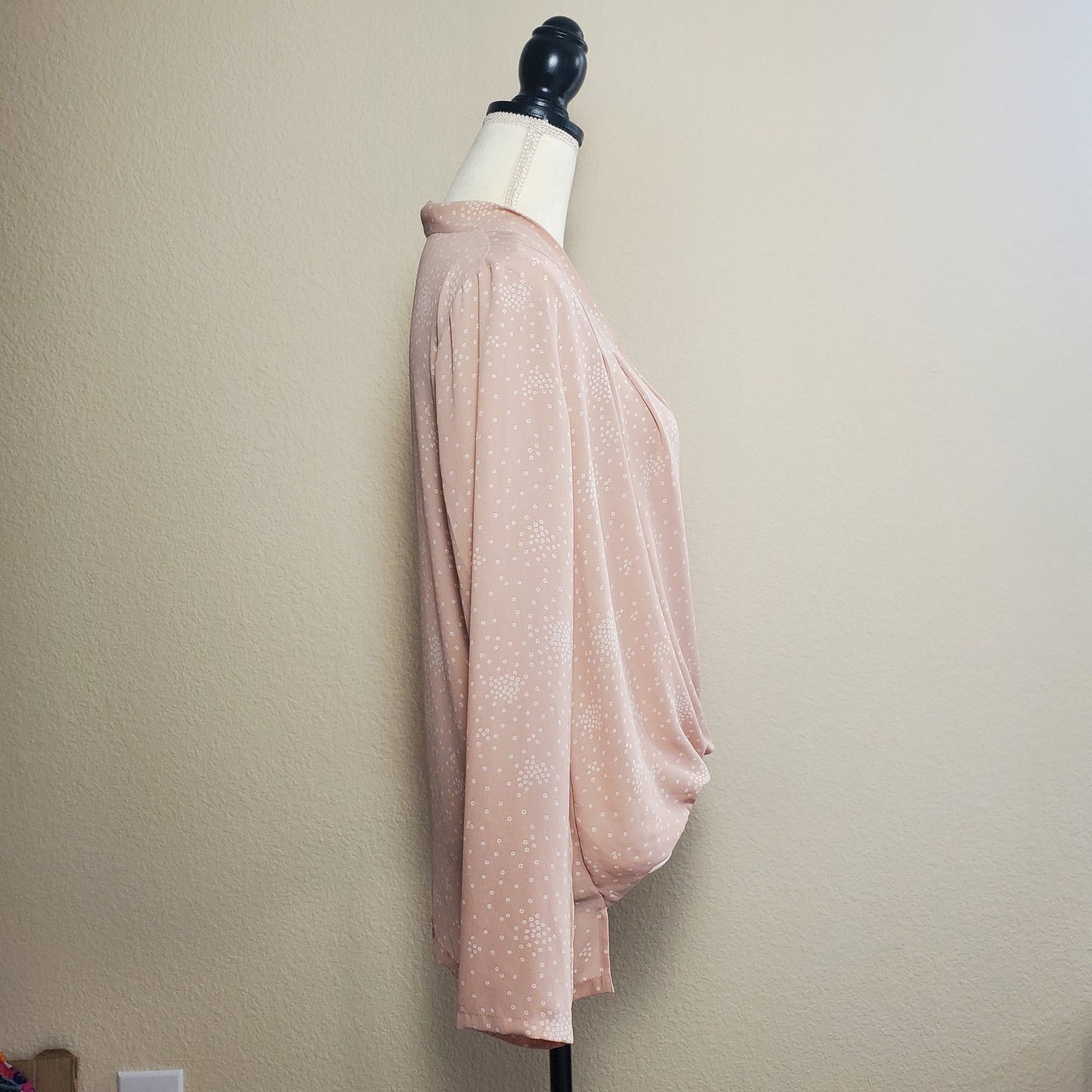 Ann Taylor Ann Taylor Blush Wrap Top Small Size S / US 4 / IT 40 - 2 Thumbnail