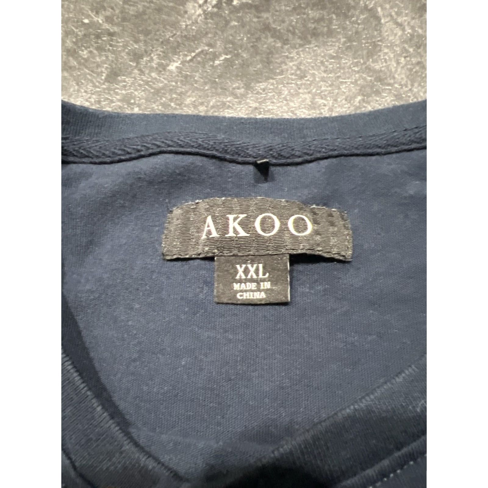 Vintage VINTAGE AKOO Men’s T-Shirt 2XL Adult Blue Regular Fit Size US XXL / EU 58 / 5 - 5 Thumbnail