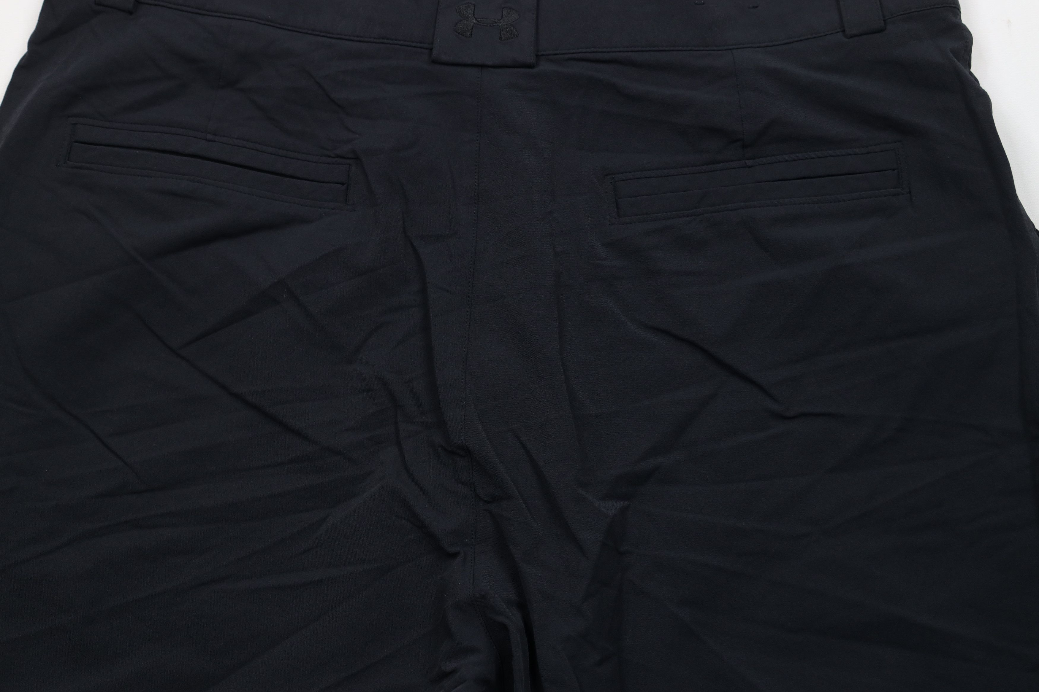 Under Armour × Vintage Vintage Under Armour Front Tech Golfing Golf Chino Shorts Size US 38 / EU 54 - 9 Thumbnail