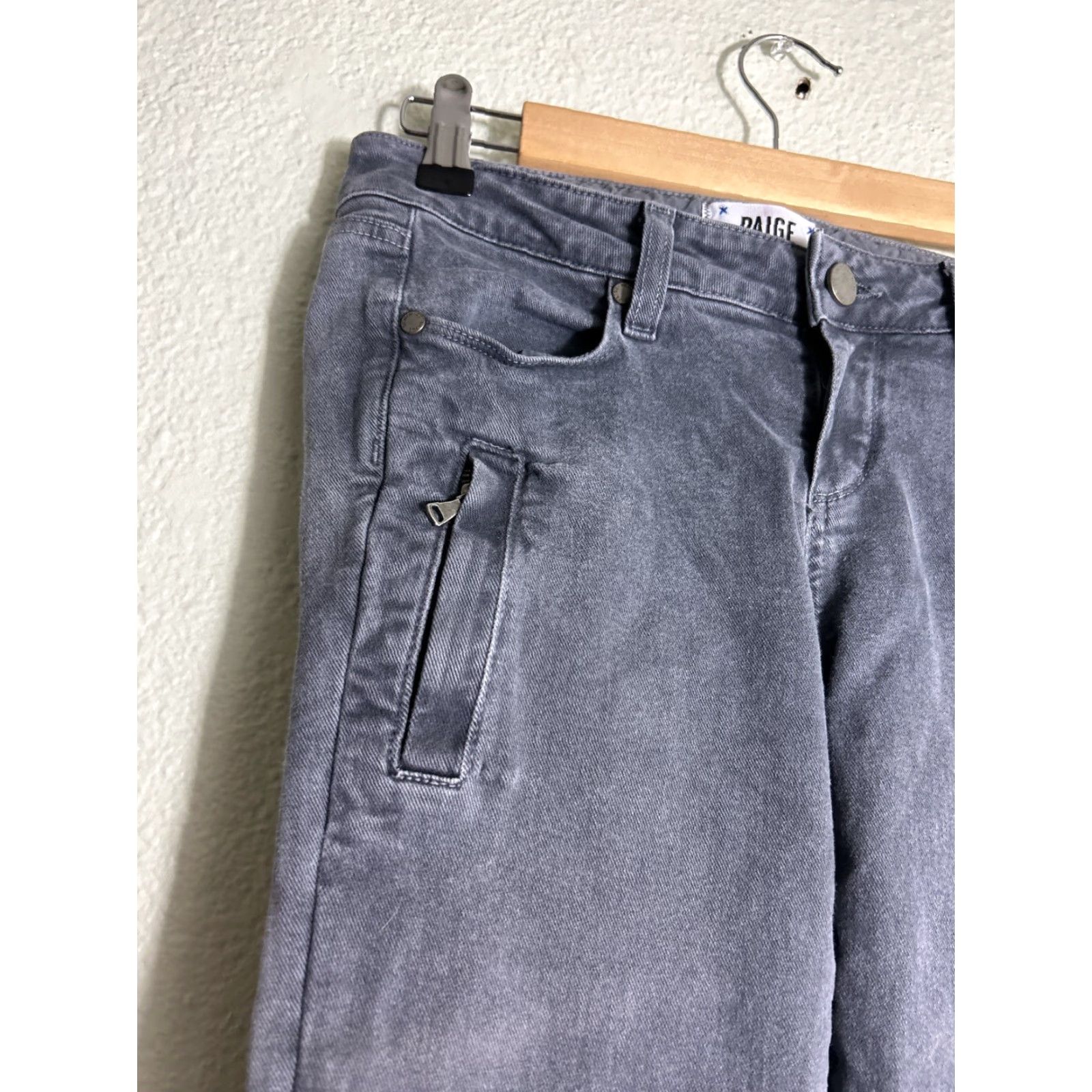 Paige Paige Jeans Skinny Slim Gray 26 Womens Denim Belt Loops Zipper Button Inseam 28 Modern Classic Comfort Pocket Jeans Womens Size 26" / US 2 / IT 38 - 4 Thumbnail