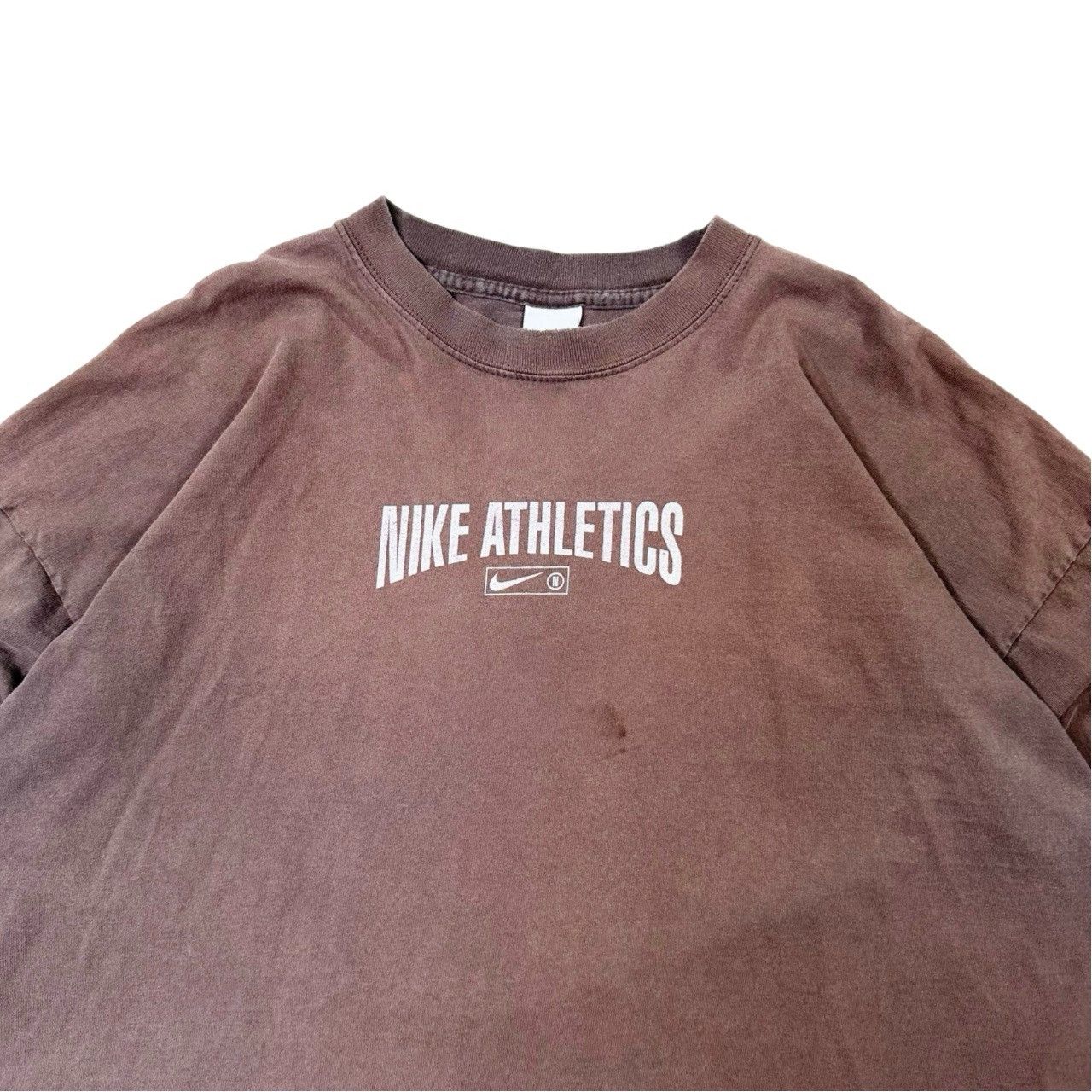 Vintage Vintage 90s Nike Athletics Faded Brown Graphic T Shirt Size US XXL / EU 58 / 5 - 2 Thumbnail