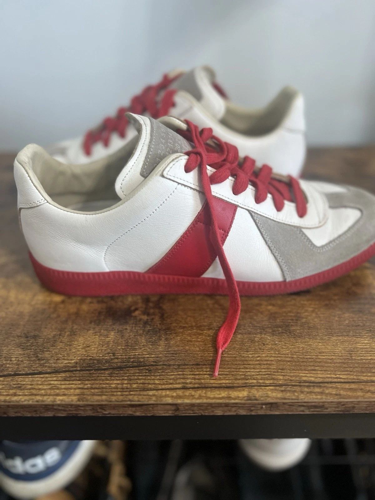 Maison Margiela Maison Margiela GAT Replica White Gray Red 8 41 Suede Size US 8 / EU 41 - 2 Thumbnail