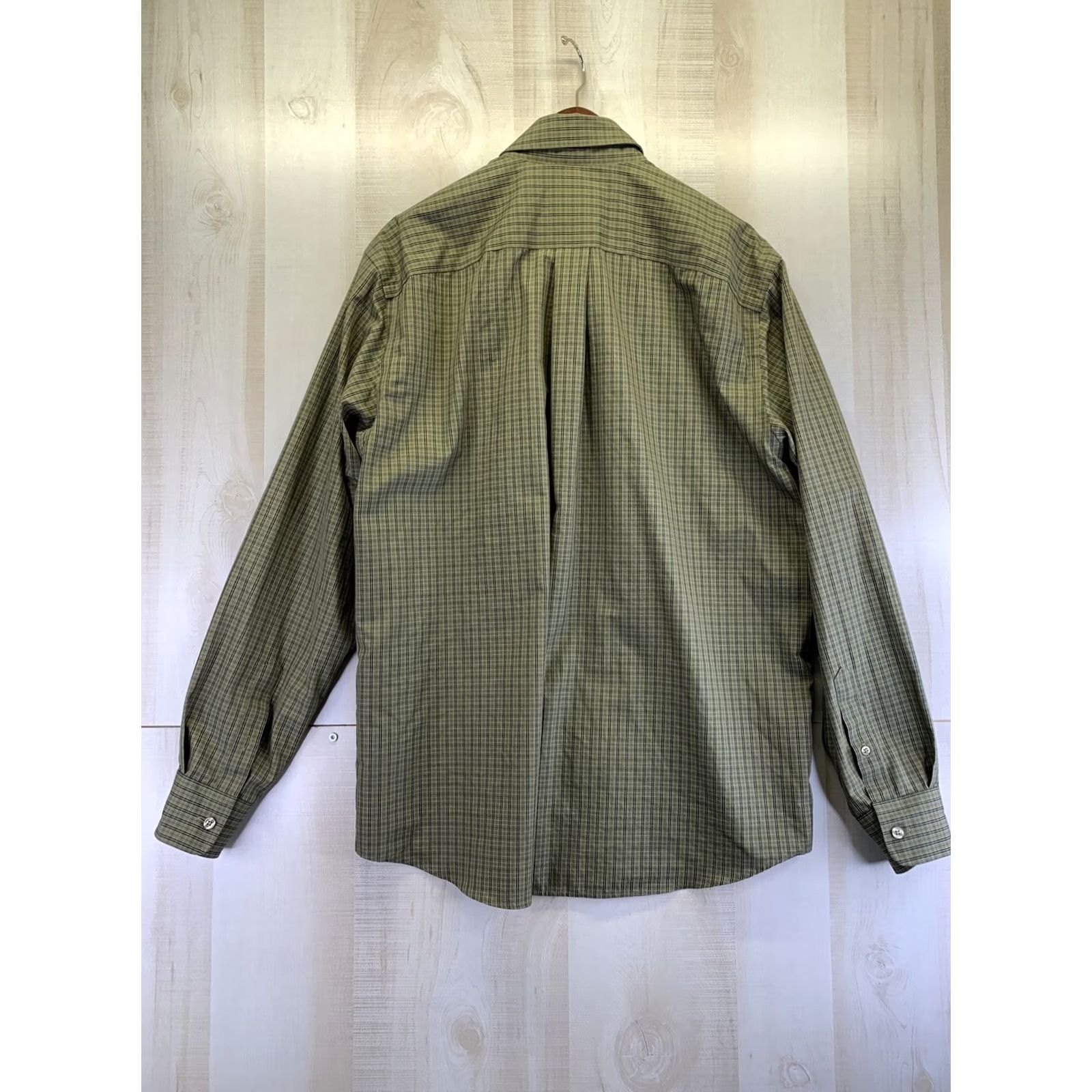 Eddie Bauer Eddie Bauer Button-Down Shirt Mens Green Plaid Relaxed Wrinkle Resistant L Size US L / EU 52-54 / 3 - 5 Thumbnail