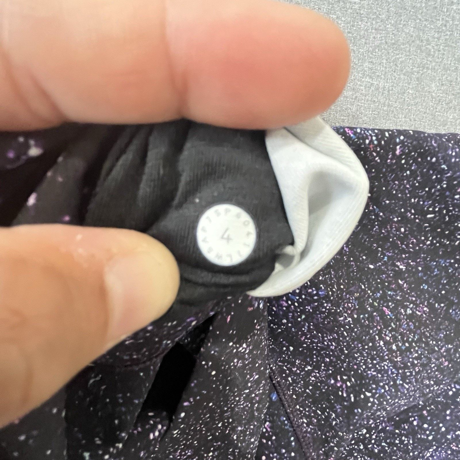 Lululemon Lululemon wunder under Speckled Galaxy Print Size 4 EUC Size 27" / US 4 / IT 40 - 3 Thumbnail