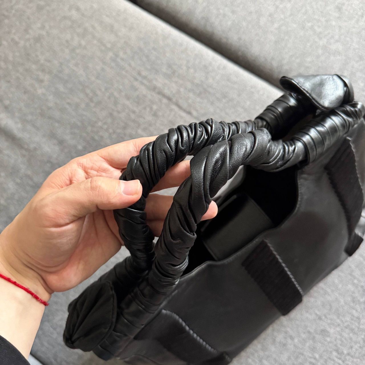 Giorgio Armani Giorgio Armani Black Oversized Leather Daily Bag Size ONE SIZE - 9 Thumbnail