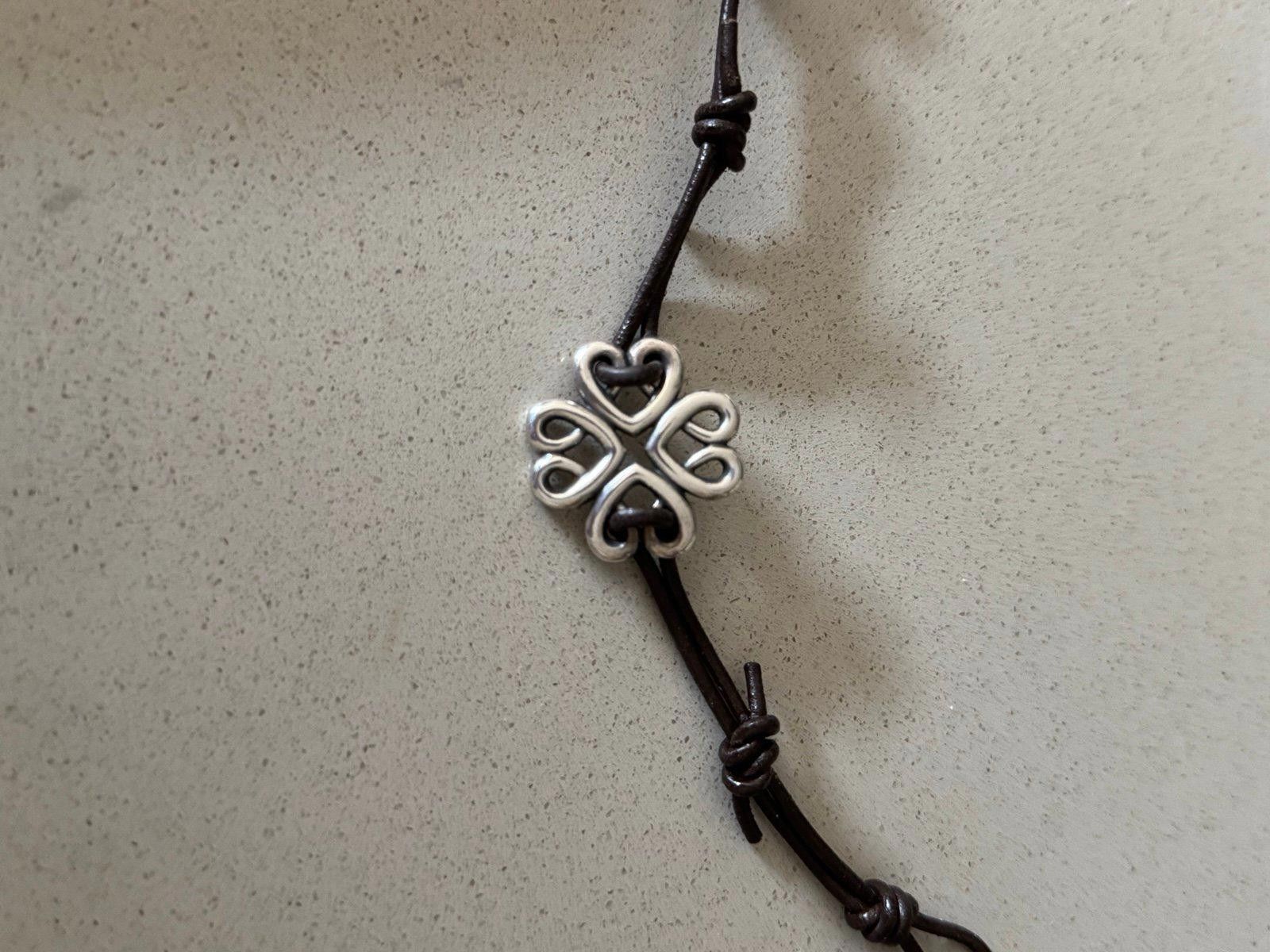 Designer Retired James Avery heart clover leather bracelet Size ONE SIZE - 1 Thumbnail