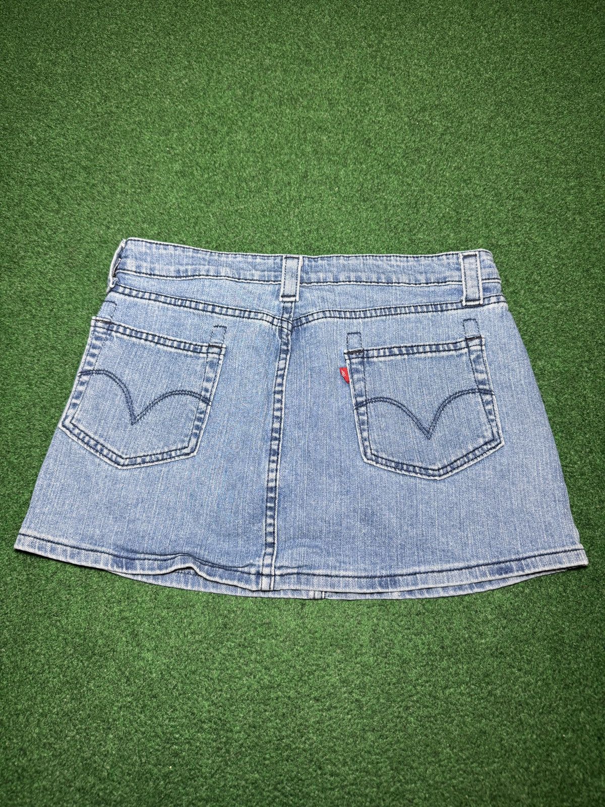 Levi's Vintage Clothing Levis Super Low Vintage Y2K 9 Jr 32 6” Denim Mini Skirt Size 32" / US 10 / IT 46 - 1 Thumbnail