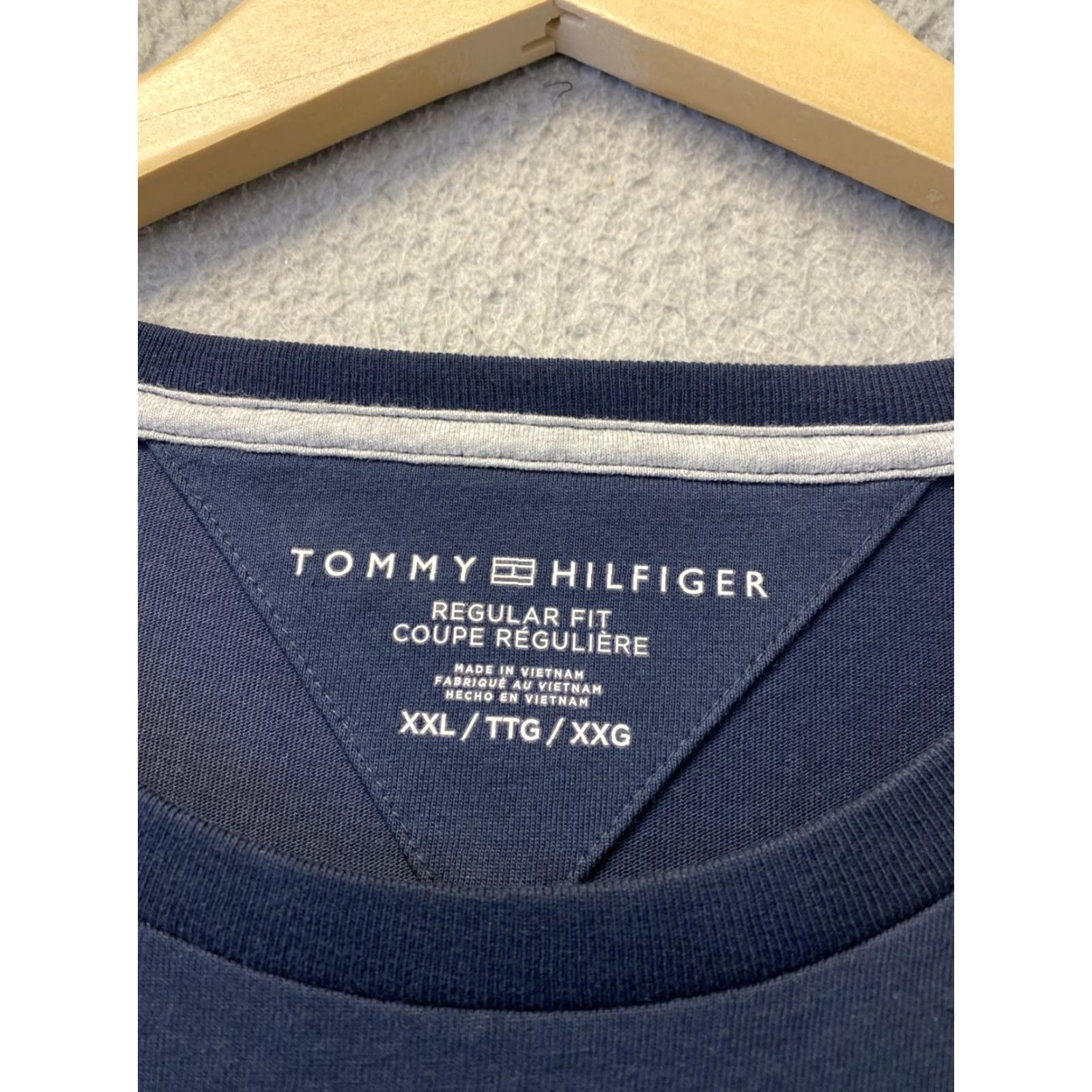 Tommy Hilfiger Tommy Hilfiger Men's Tee Shirt XXL Gray Navy T-Shirt Crew Neck Logo Athletic Classic Designer Tommy Hilfiger Tommy Jeans Size US XXL / EU 58 / 5 - 3 Thumbnail