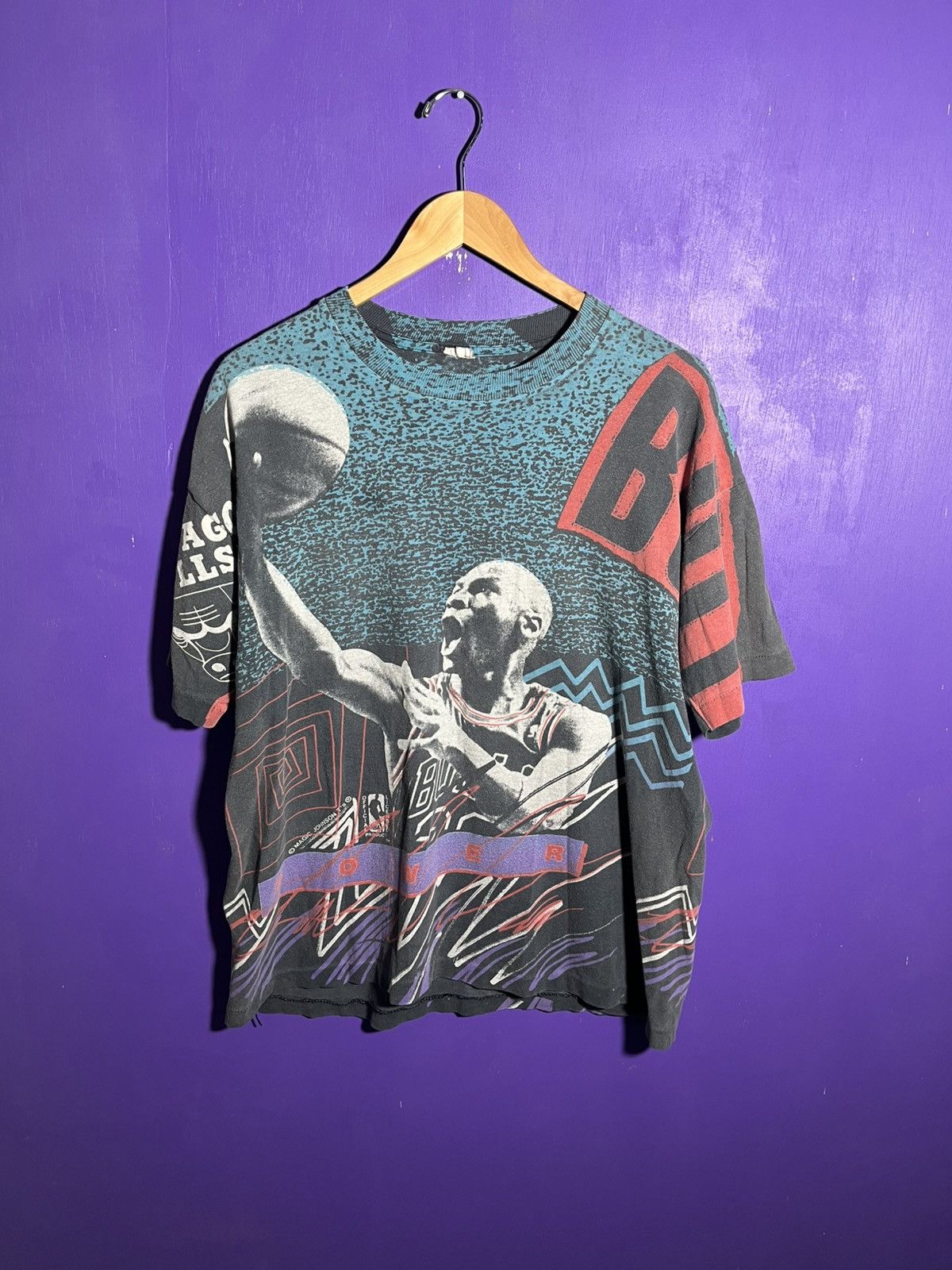 NBA × Vintage Vintage 90s Magic Johnson Michael Jordan faded AOP t-shirt Size US XL / EU 56 / 4 - 1 Thumbnail