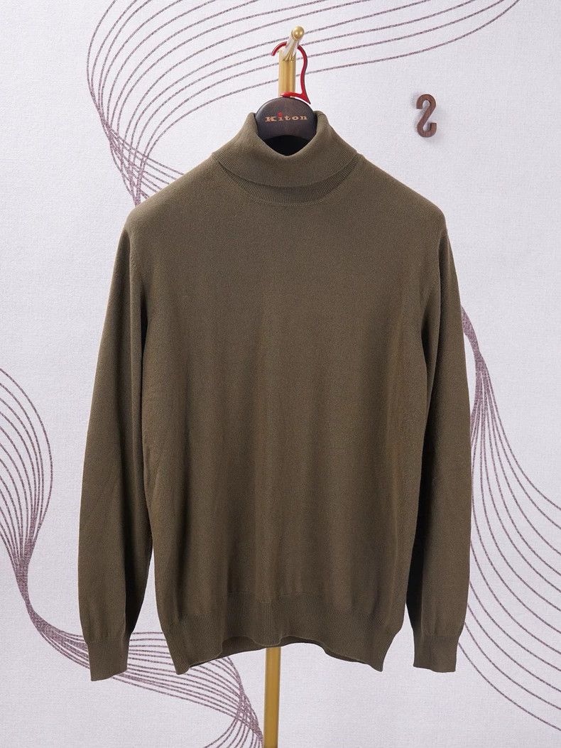 Loro Piana LORO PIANA Men's high collar cashmere sweater olive green Size US XL / EU 56 / 4 - 1 Thumbnail