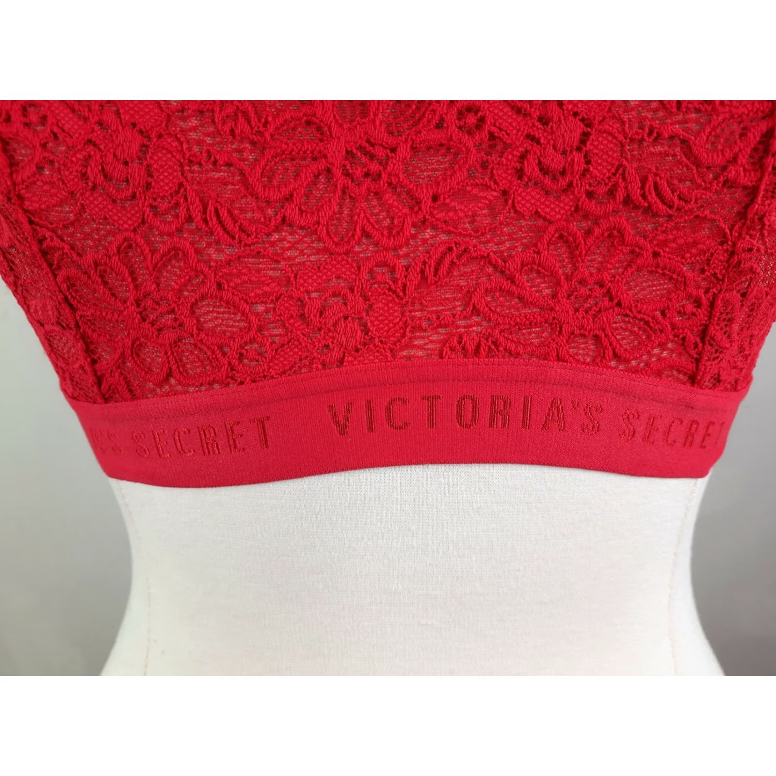 Victoria's Secret Victoria’s Secret Bralette Lace Strappy Back Unlined Red Large Nylon Wireless S2S Womens Size ONE SIZE - 7 Thumbnail