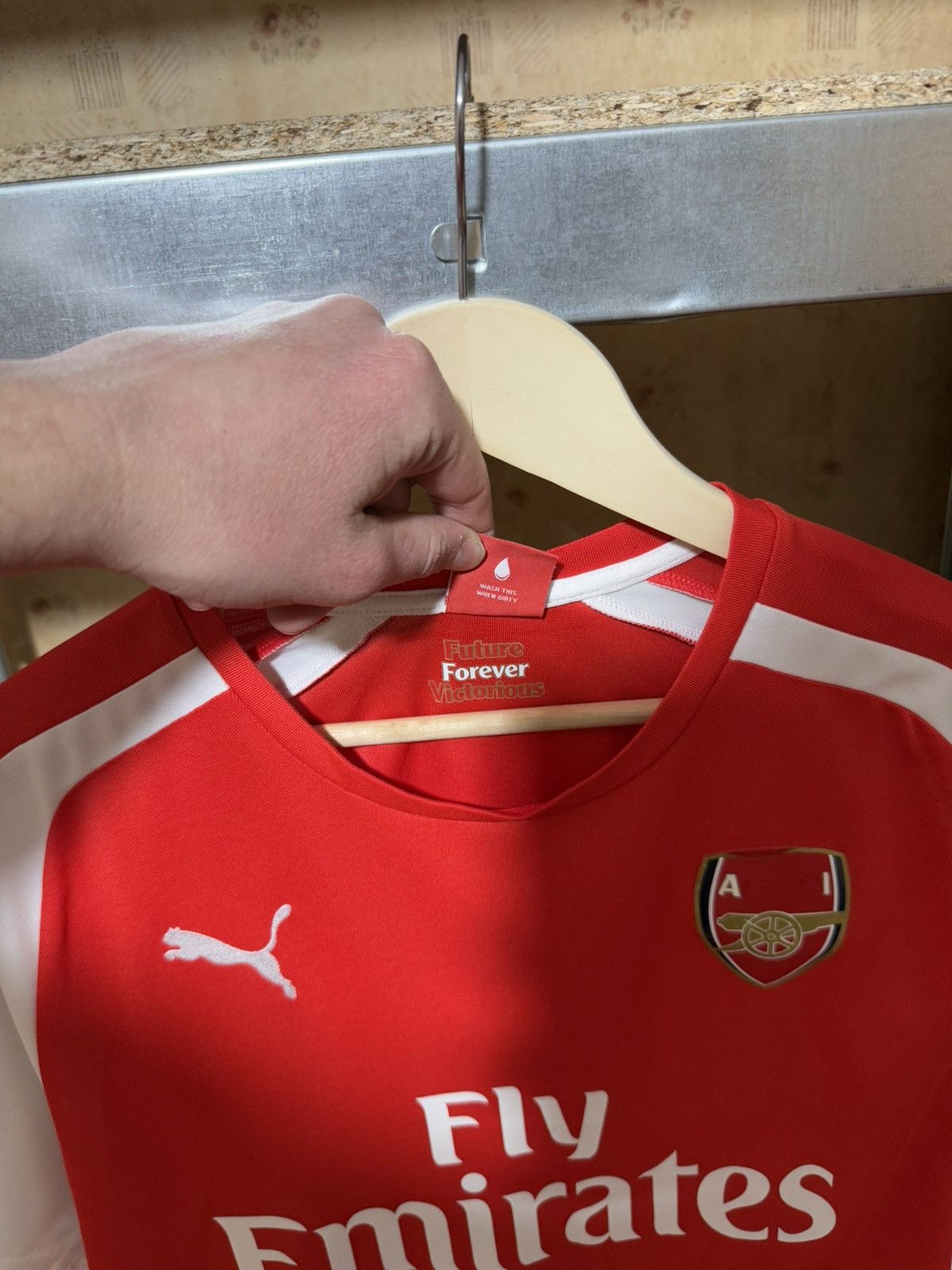 Puma × Vintage Vintage Puma Arsenal Home 2014 2015 Football Soccer Jersey Size US L / EU 52-54 / 3 - 7 Thumbnail