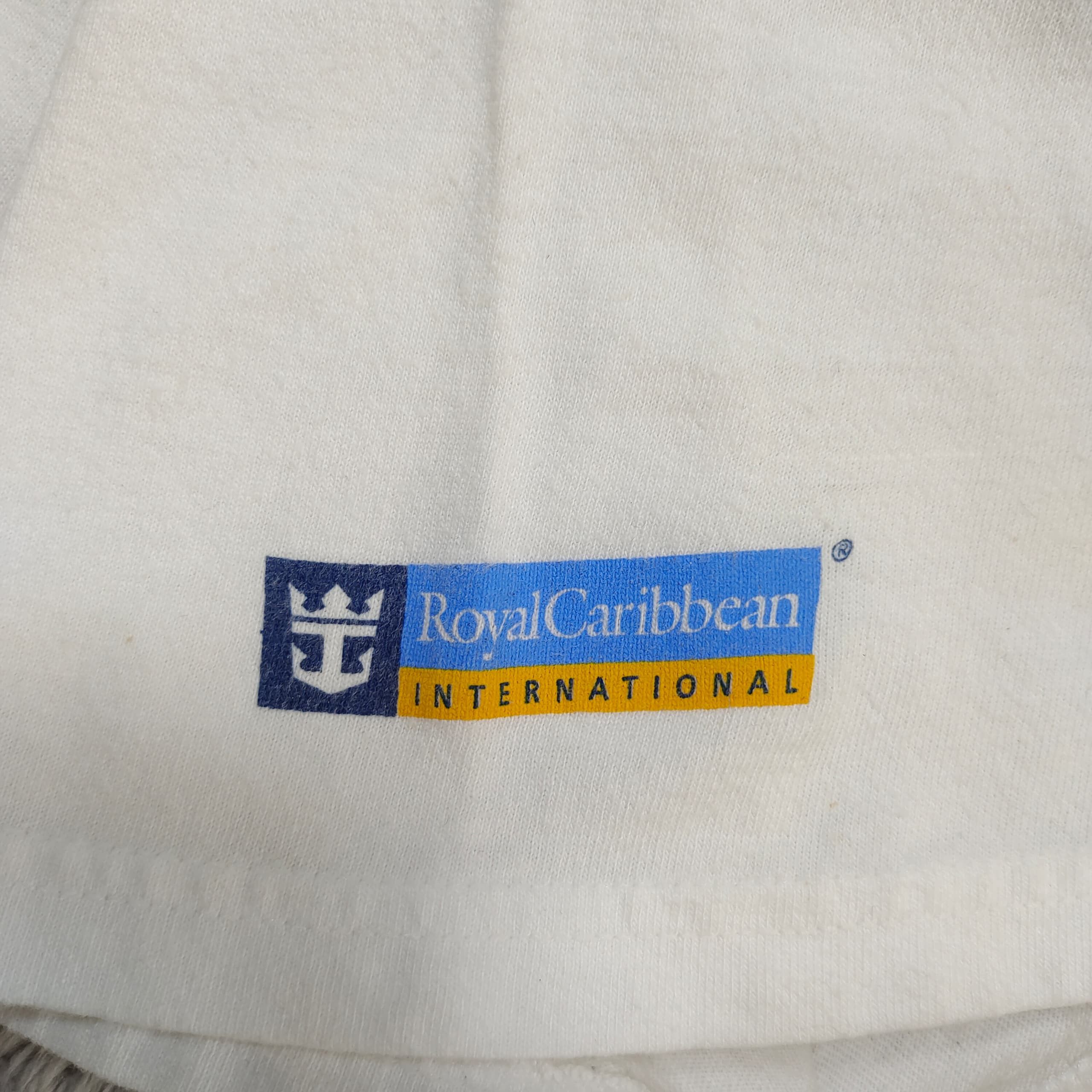 Vintage Vintage Royal Caribbean Casino T-Shirt, Hanes Size US L / EU 52-54 / 3 - 8 Thumbnail