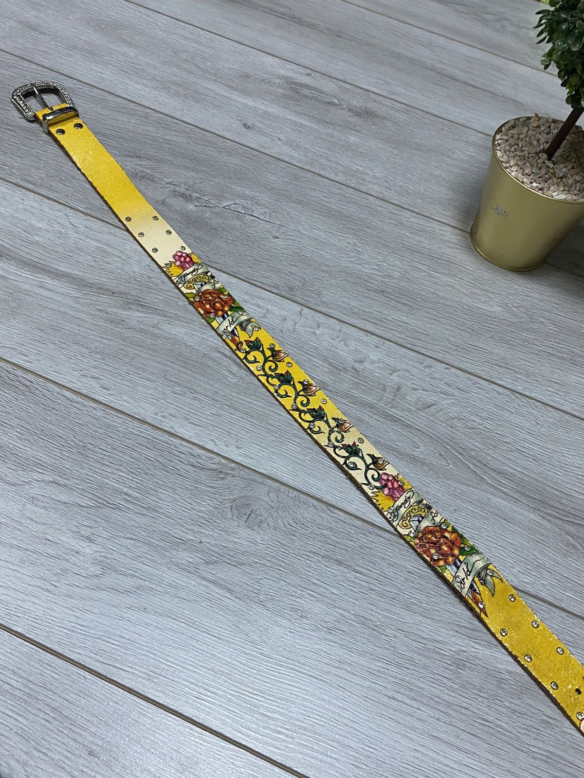 Ed Hardy Ed Hardy roses 🌹 vintage leather belt over print Size ONE SIZE - 2 Thumbnail
