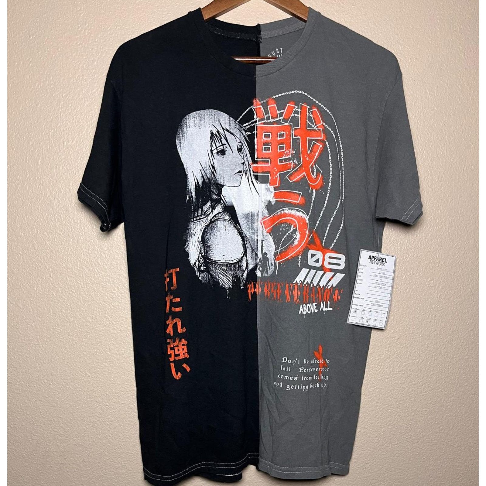 Paper Planes Paper Plane Split Graphic Tee – Size M Size US M / EU 48-50 / 2 - 1 Thumbnail