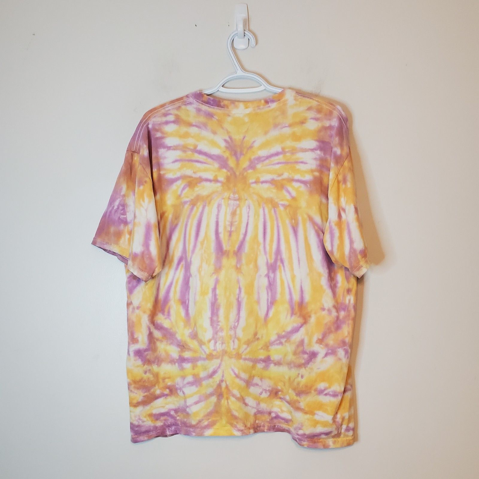 Vintage Vintage CHEO Tye Dye Graphic Shirt Size L Size US L / EU 52-54 / 3 - 2 Thumbnail