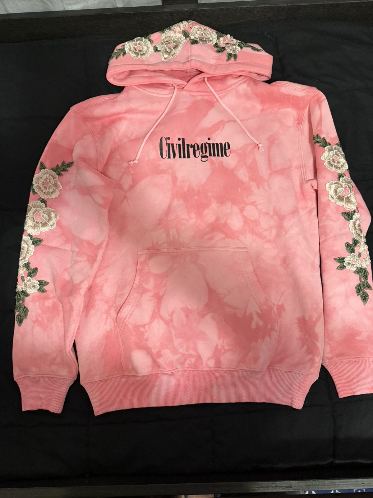 Disney Disney Civil Regime Minnie Mouse Pink Hoodie Size S NWT Size S / US 4 / IT 40 - 1 Thumbnail