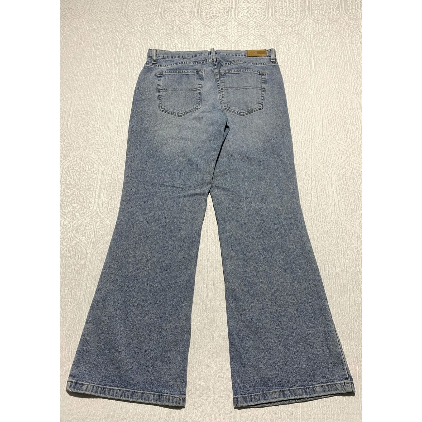 Tommy Hilfiger Tommy Hilfiger Jeans Womens 8 Blue Low Rise Flare Stretch Denim Retro Y2K Style Jeans Feminine Womens 8 Flared Denim Retro Size 30" / US 8 / IT 44 - 2 Thumbnail