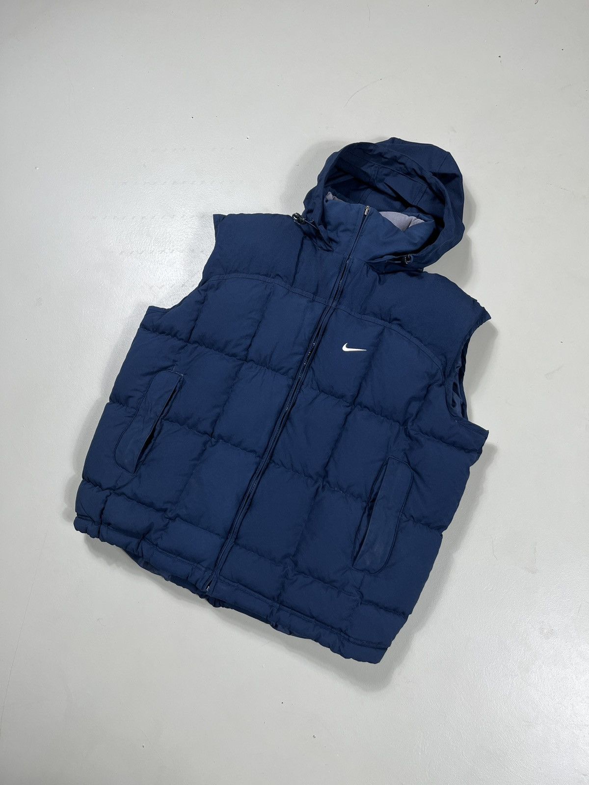 Nike Nike Puffer Vest Vintage Size US M / EU 48-50 / 2 - 3 Thumbnail