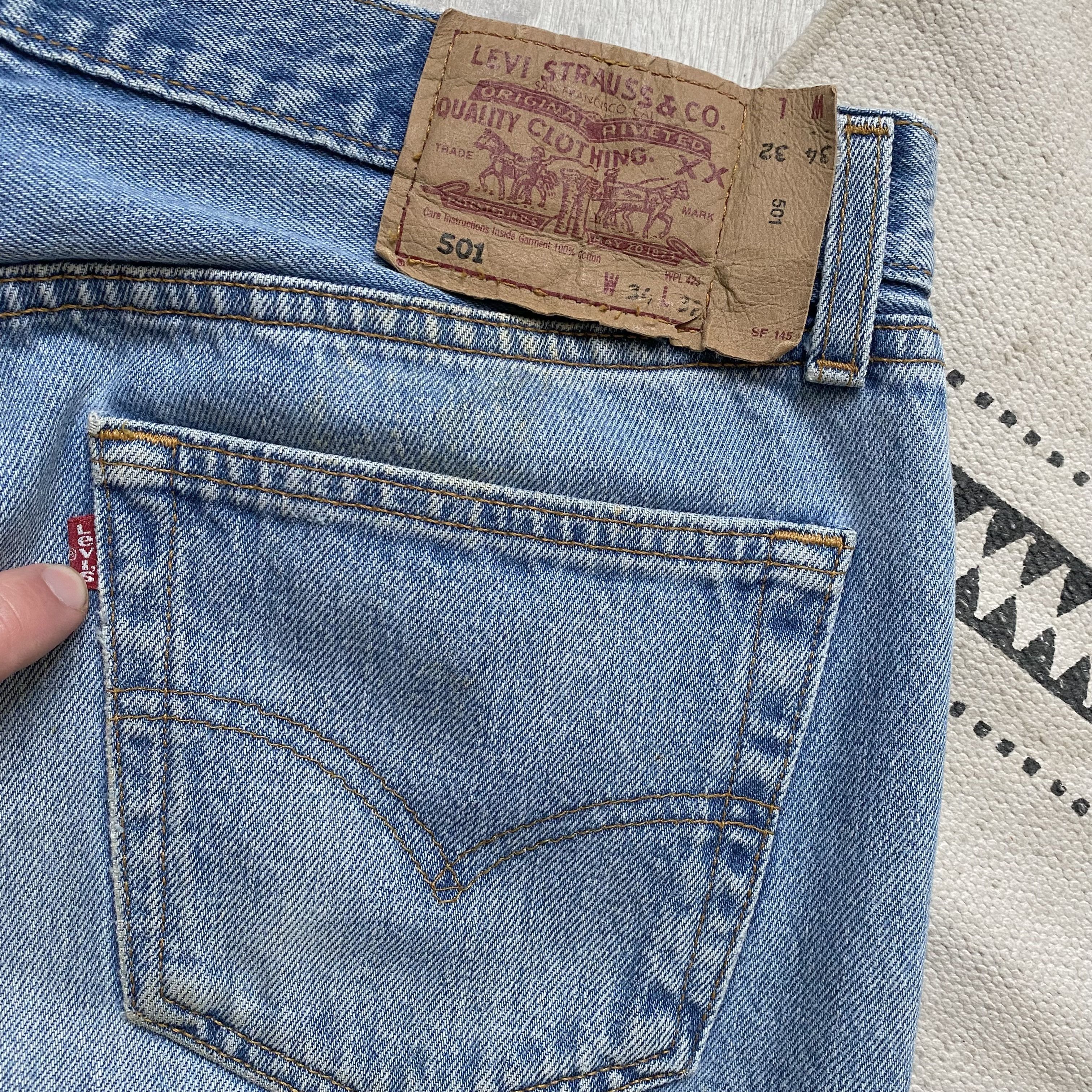 Levi's Vintage Clothing Vintage 80-90 Levis 501 jeans denim pants Made In UK Size US 32 / EU 48 - 12 Thumbnail