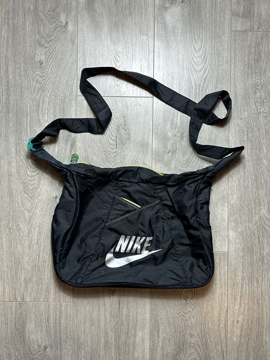 Nike Vintage 90s Nike Crossbody Sling Messenger Bag Nylon | Grailed