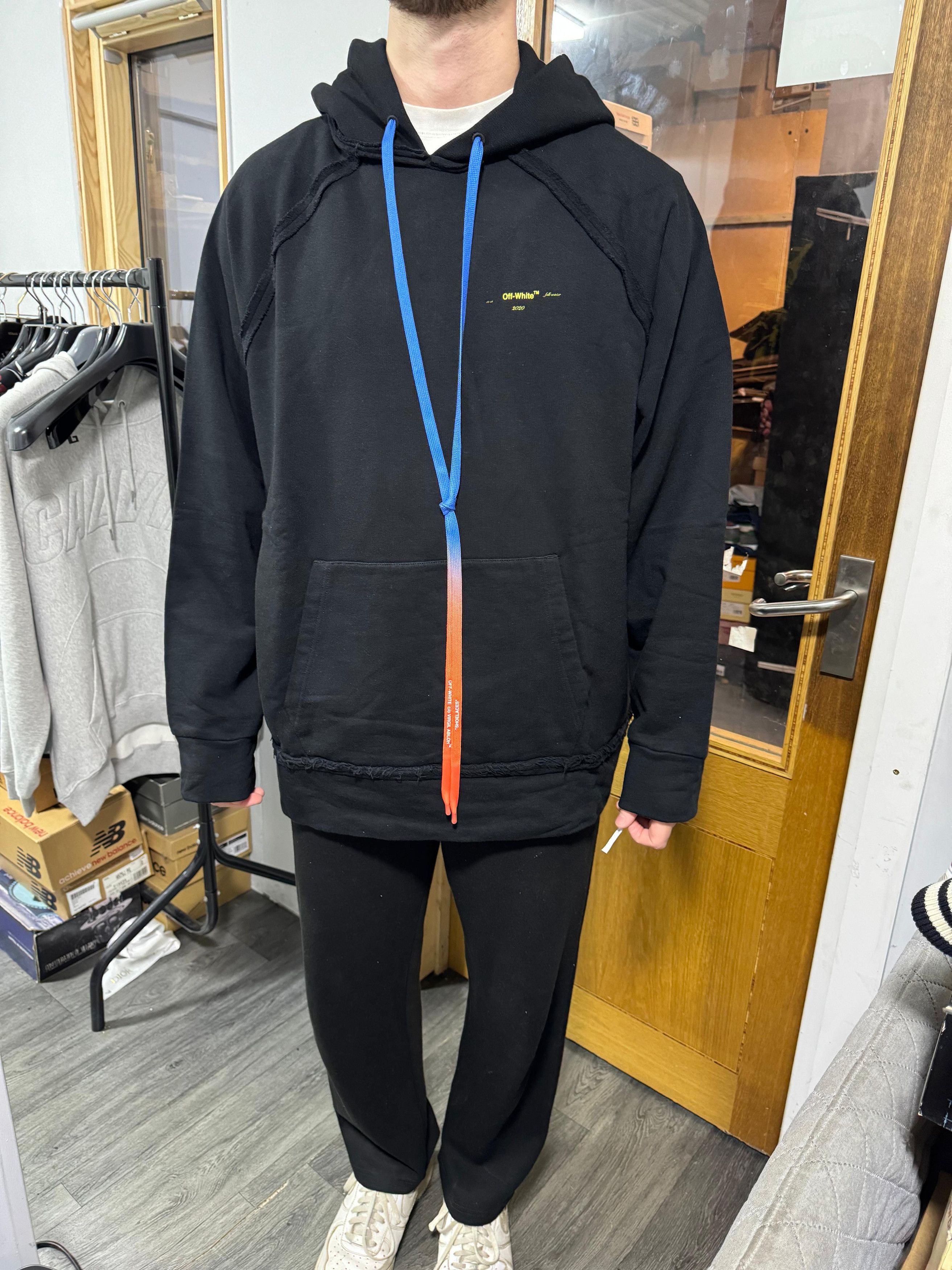 Off-White Black and Yellow Acrylic Arrows Oversized Hoodie Size L / US 10 / IT 46 - 3 Thumbnail