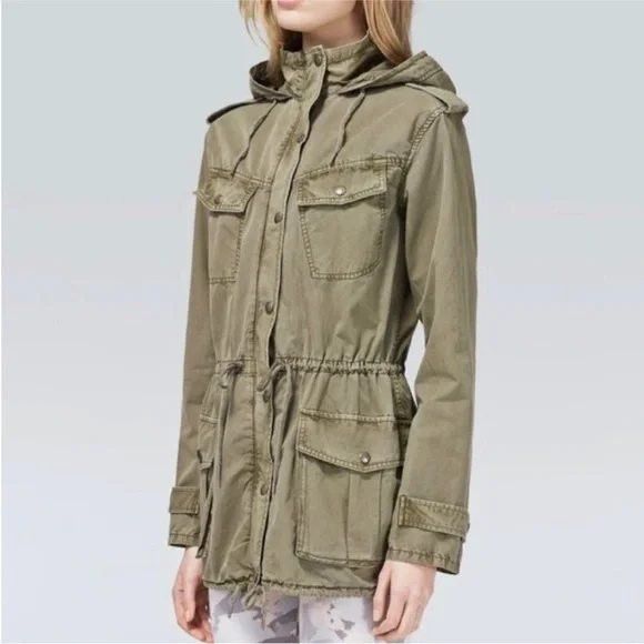 Aritzia *TWO* Aritzia Talula Trooper Jackets. Size XXS Size XXS / US 00 / IT 34 - 4 Thumbnail
