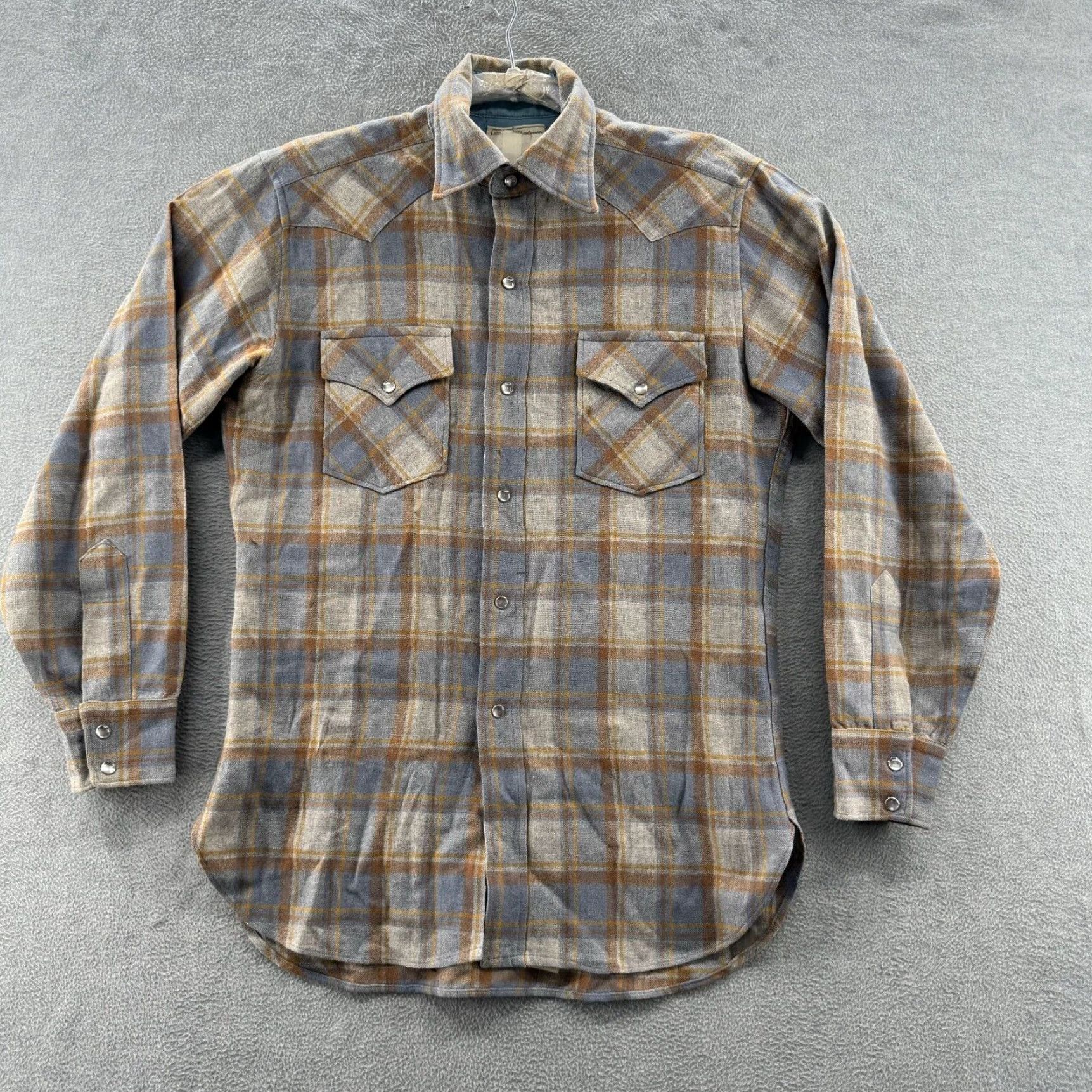 Vintage deals Pendleton High Grade Wool Flannel Pearl Snap Button Down Shirt