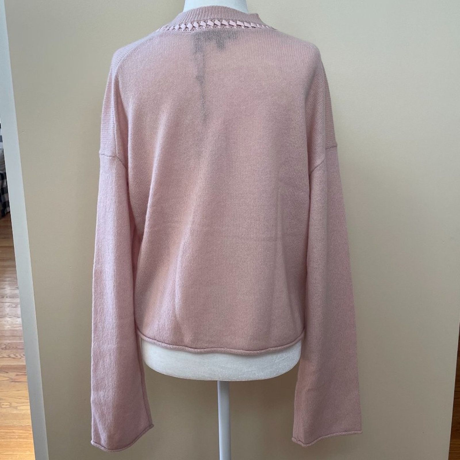 Theory Ribbon-Trim Cropped Cashmere Sweater from Theory Size L / US 10 / IT 46 - 3 Thumbnail