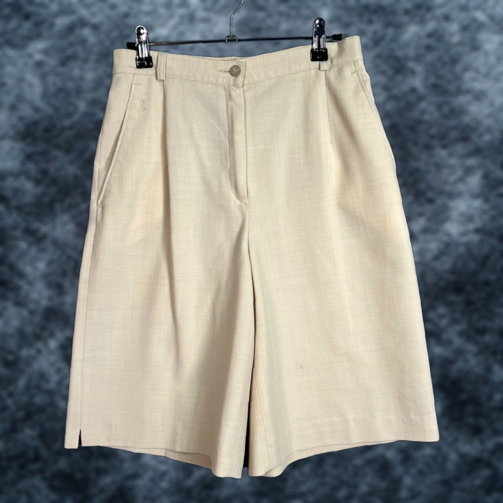 Vintage VINTAGE GARDEUR Womens Bermuda Shorts Chino Wool Blend Beige Size 10 UK Pleated High Rise 9 in Inseam Women's Shorts Mens? Size 32" / US 10 / IT 46 - 1 Thumbnail
